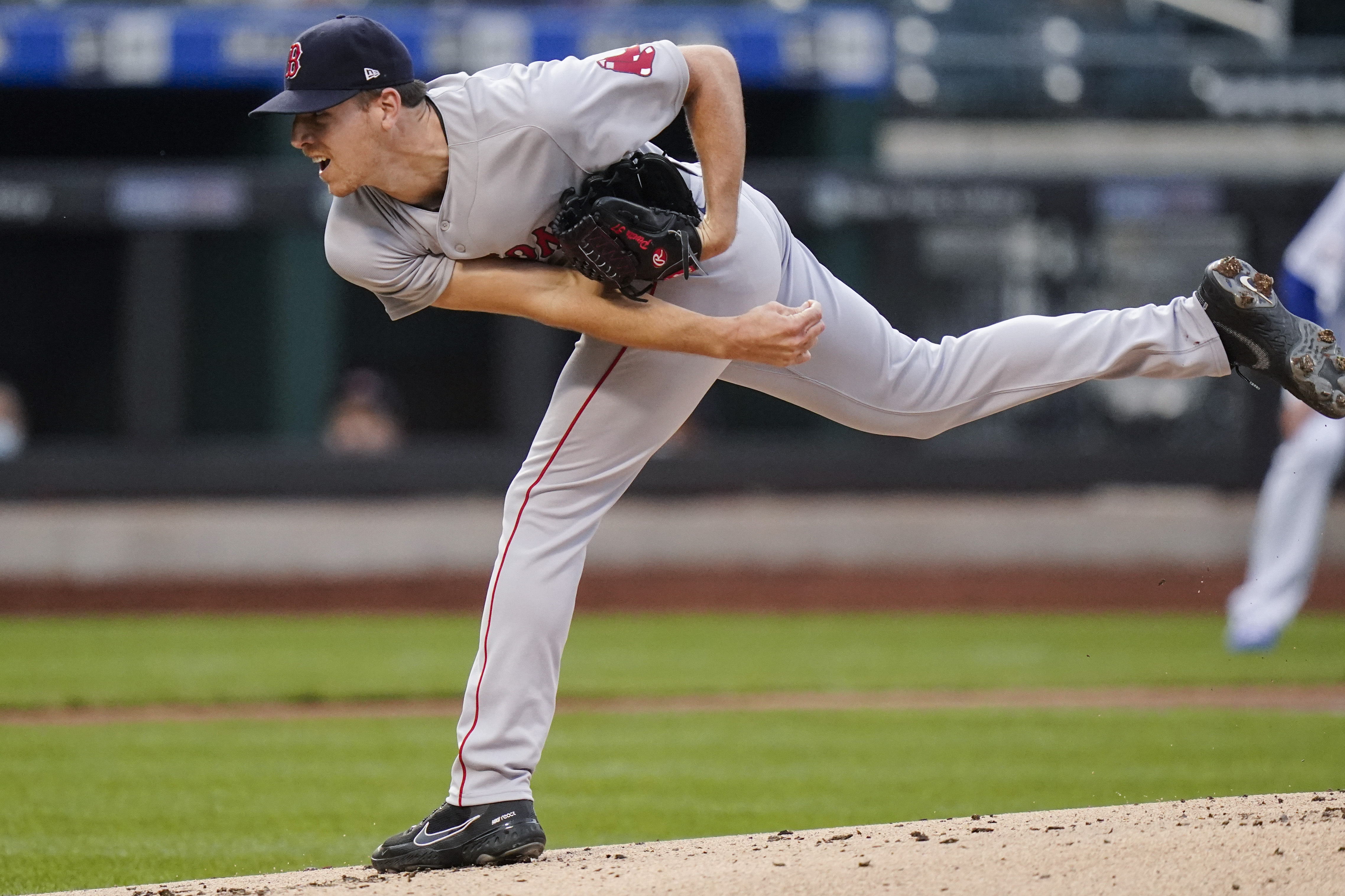 Boston's Nick Pivetta edges Mets' Jacob deGrom in pitchers' duel