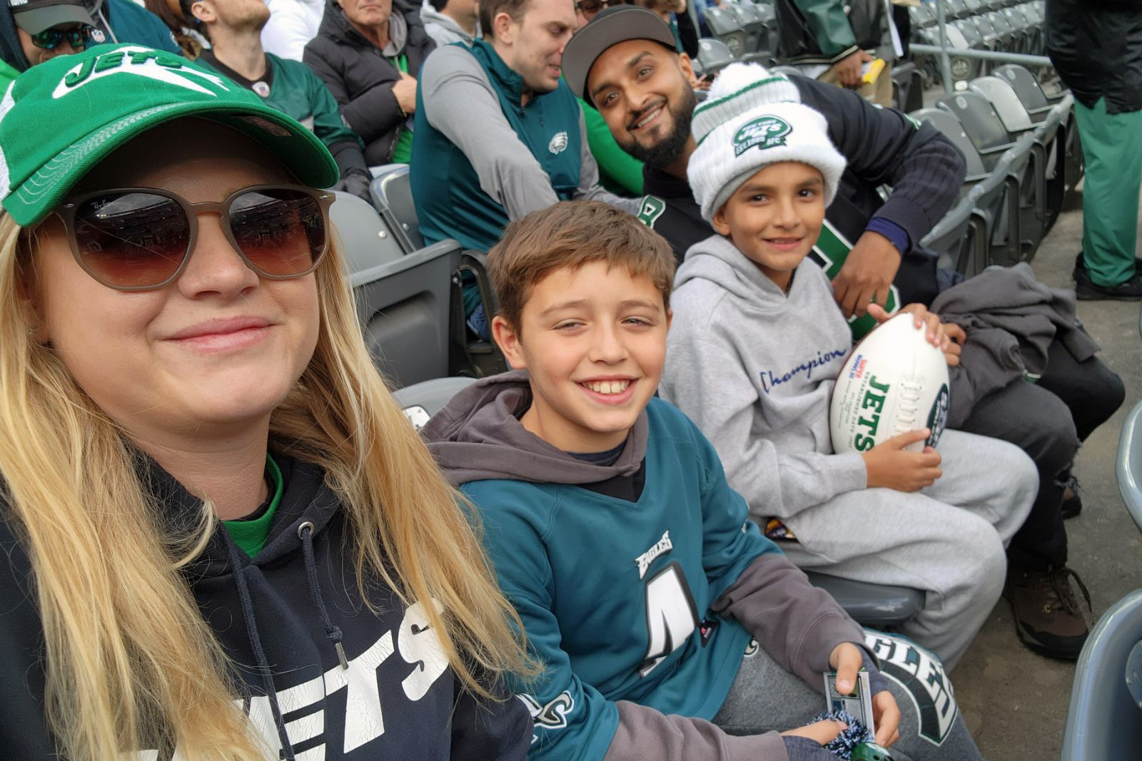 Young Eagles fan who went viral after loss to Jets is from Lehigh Valley. And yes, he still likes the Birds - lehighvalleylive.com