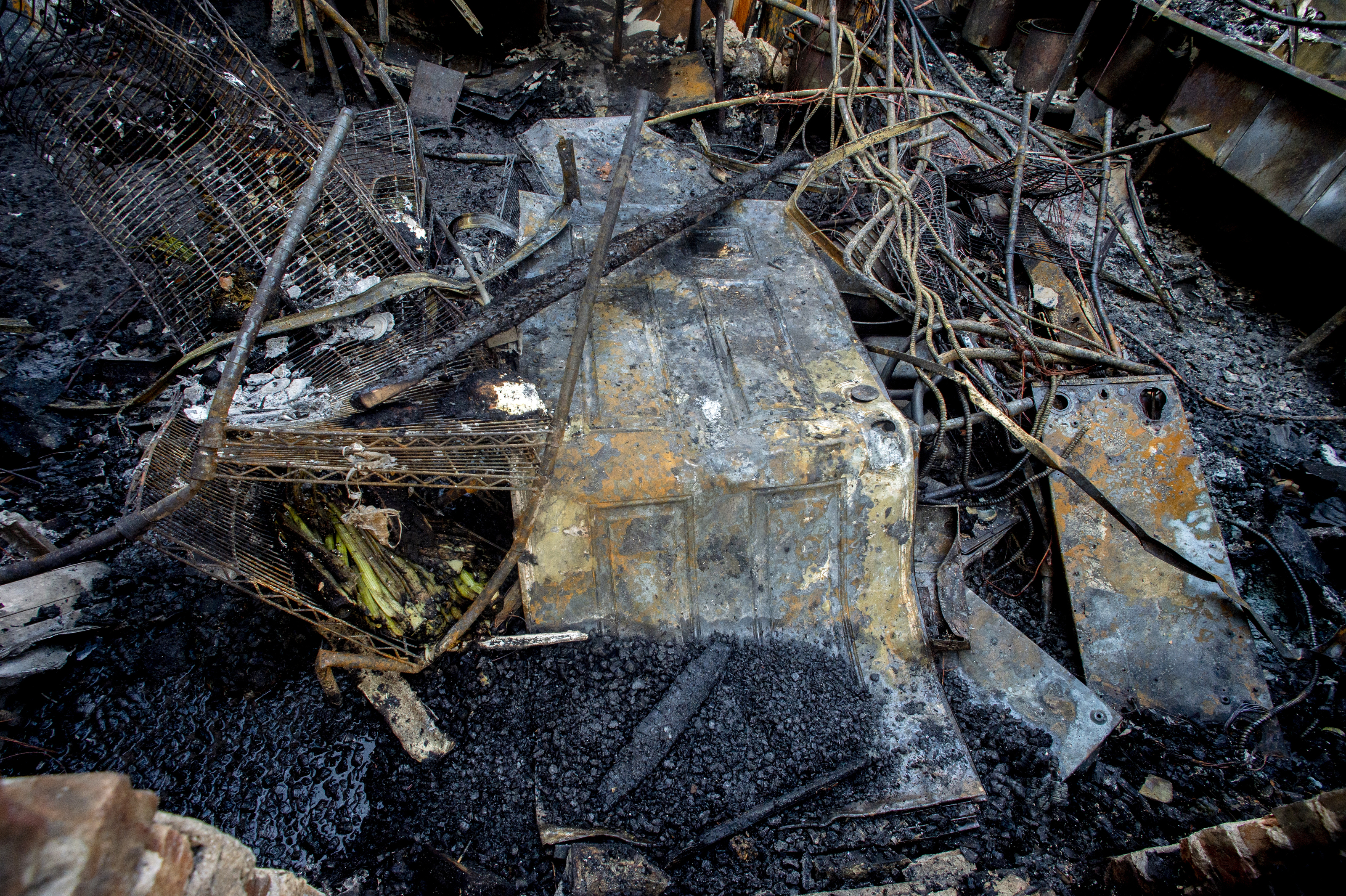 Overnight fire ravages Lula's Louisiana Cookhouse in Owosso, officials ...