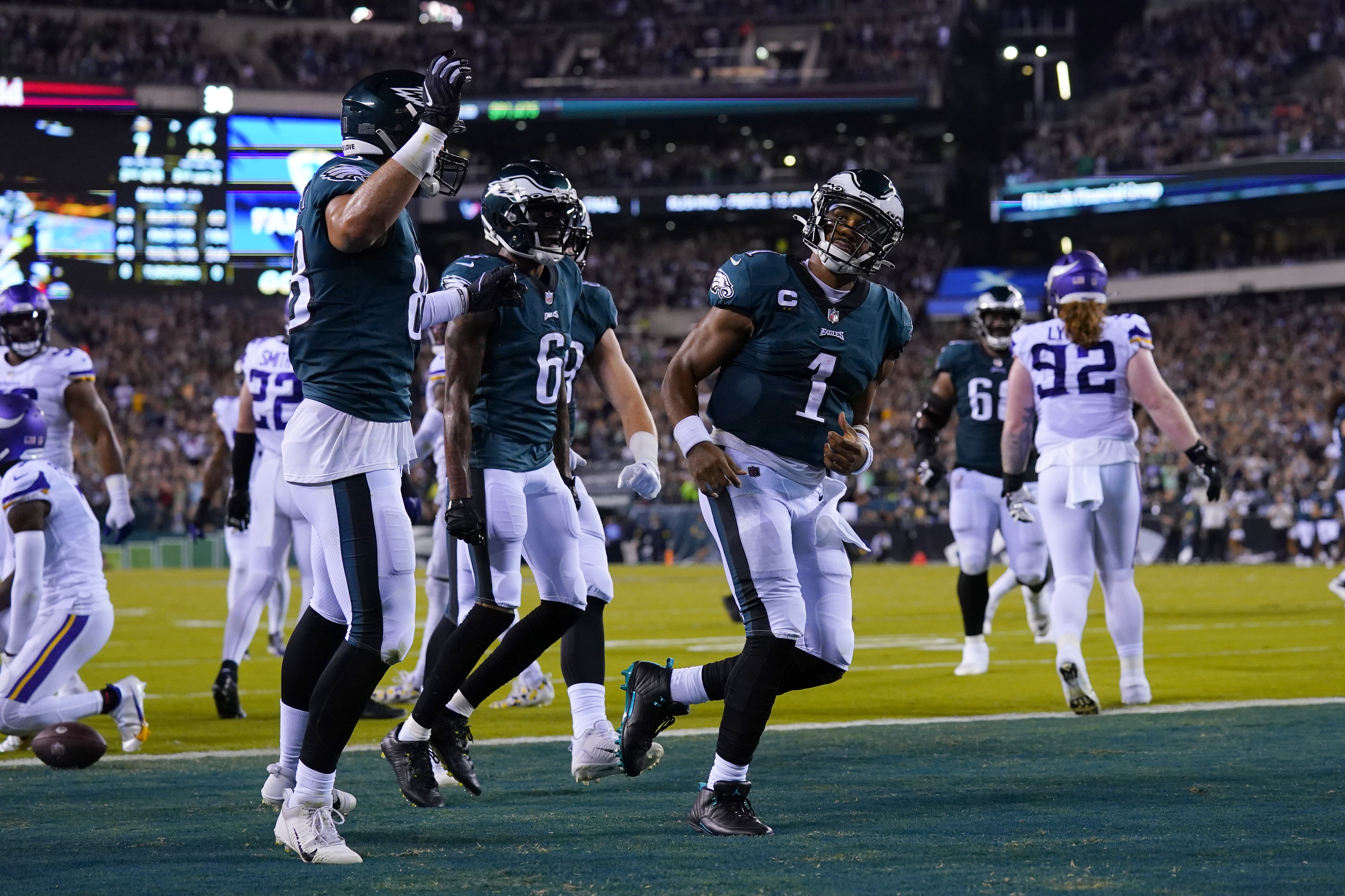 Inside the numbers of Eagles' dominating Monday night win vs. Vikings  (PHOTOS) 