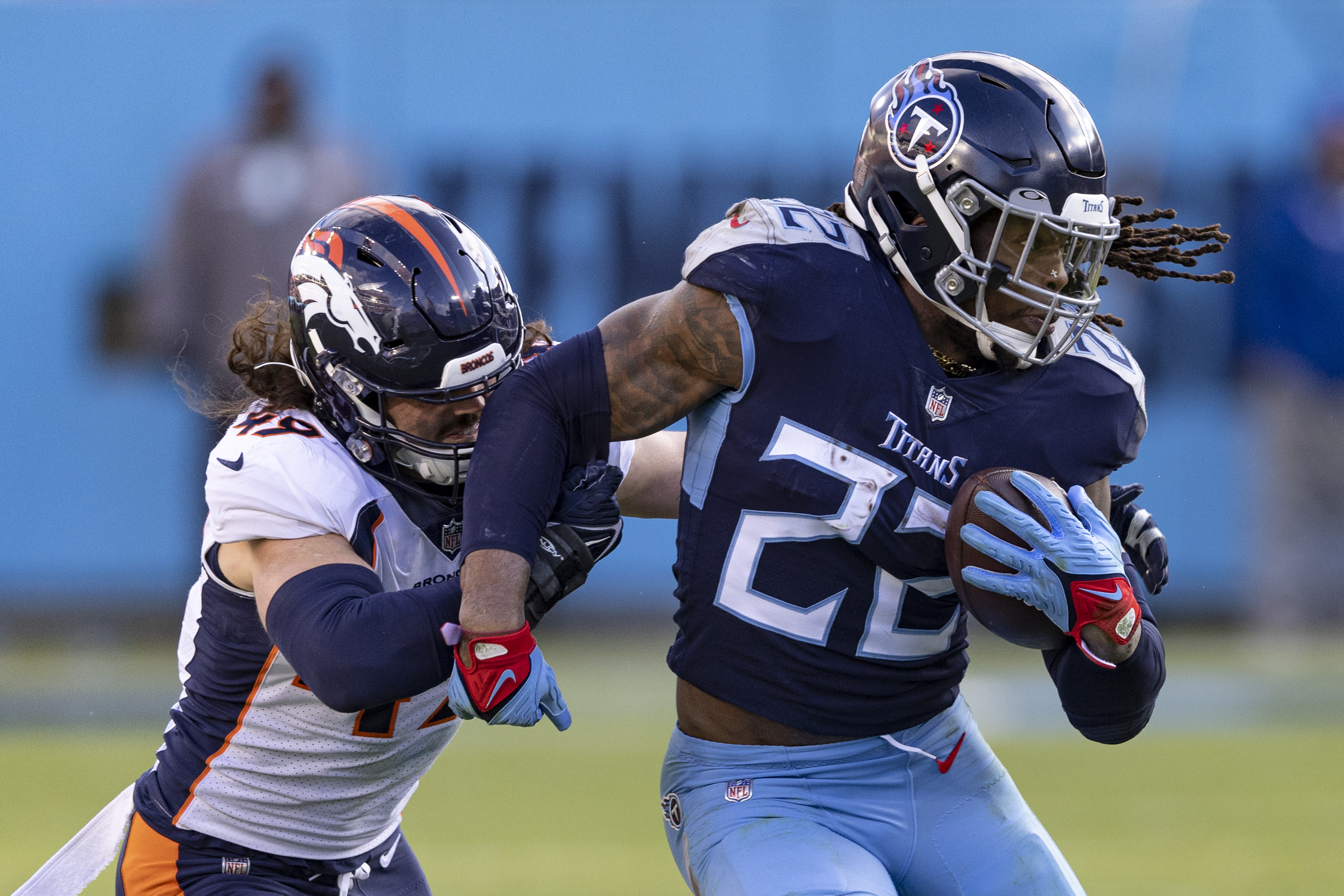 Derrick Henry and the Titans bulldoze the Bengals as Cincinnati's