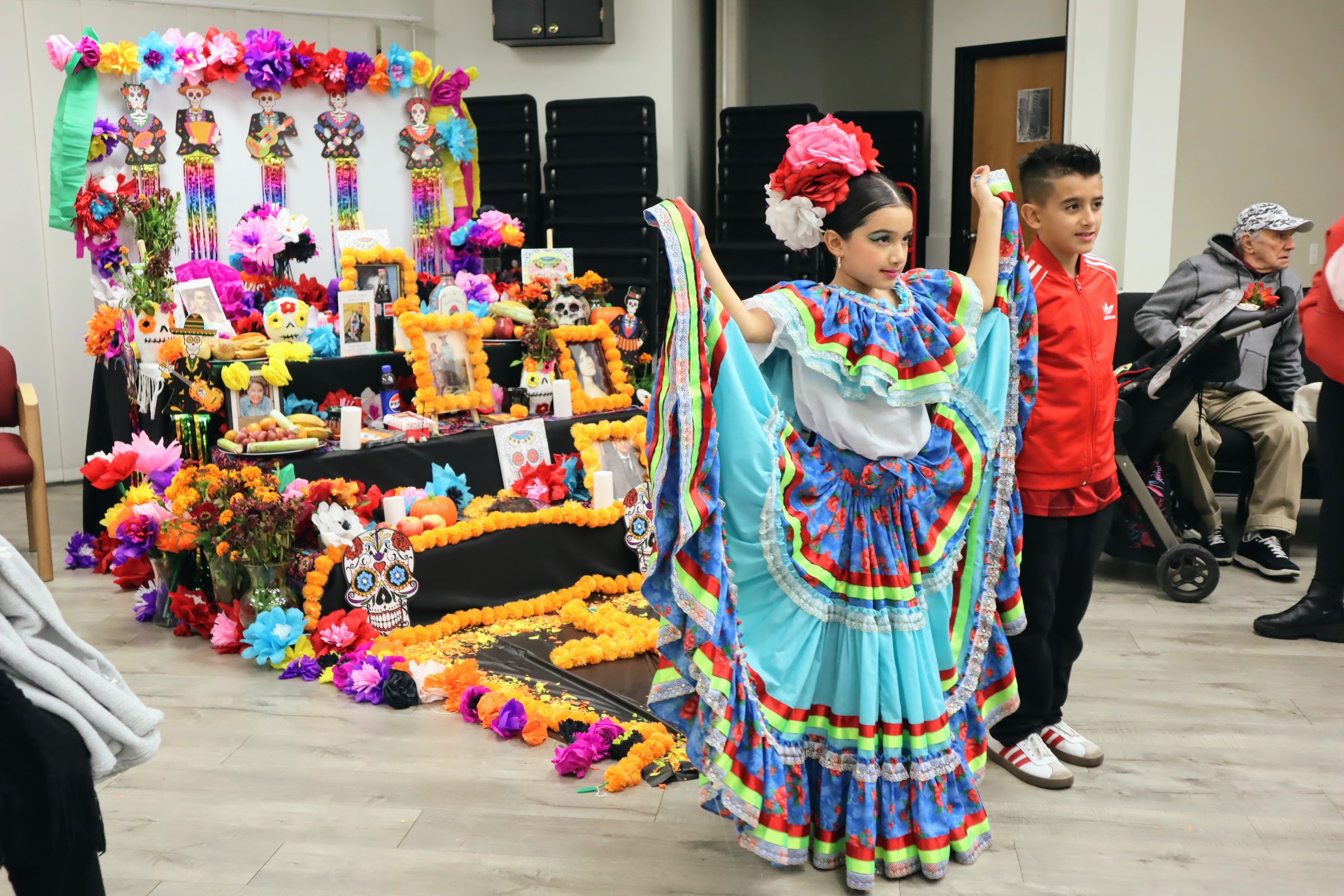 Catrina contest showcases elaborate outfits at Centro Culturals Día de los  Muertos celebration - oregonlive.com