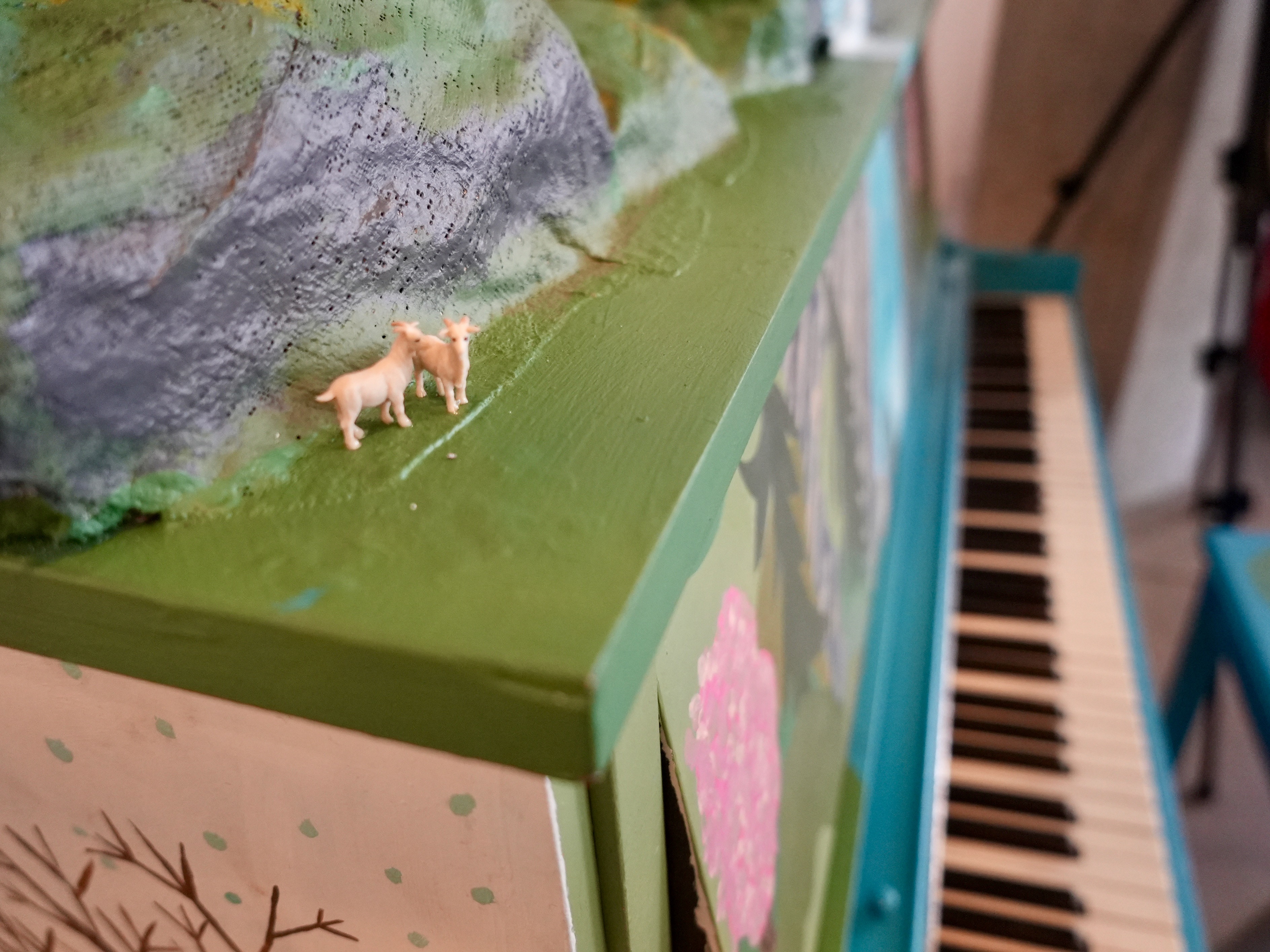 【サイン入り】PIANOLESSONE.P【レア盤】　古川本舗 Portland's painted outdoor pianos hit the streets for the 10th