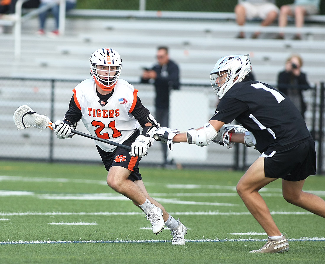 Longmeadow vs South Hadley boys Lacrosse 5/17/22 - masslive.com