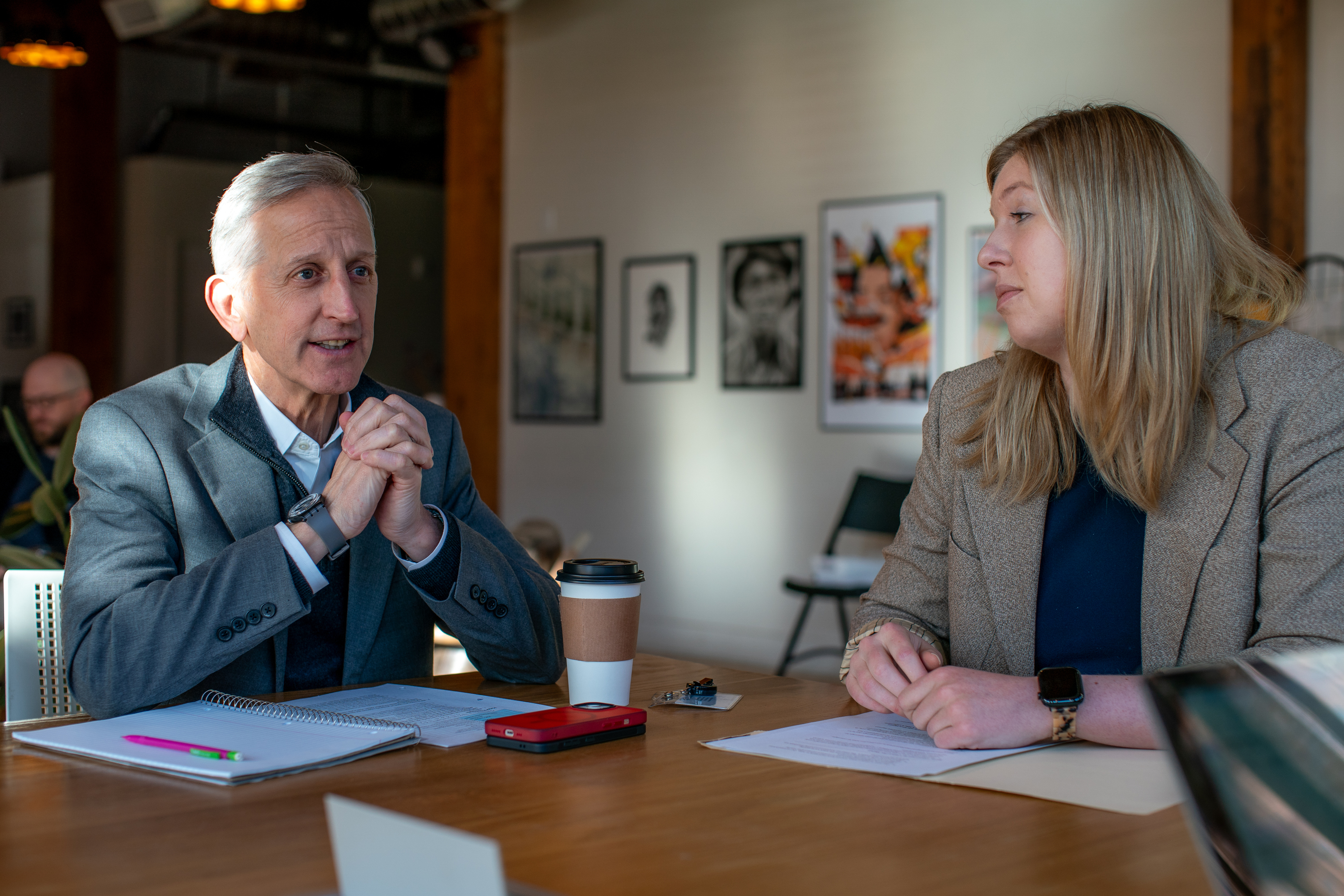 Mayor Keith Wilson at CityTeam November 2025 - oregonlive.com