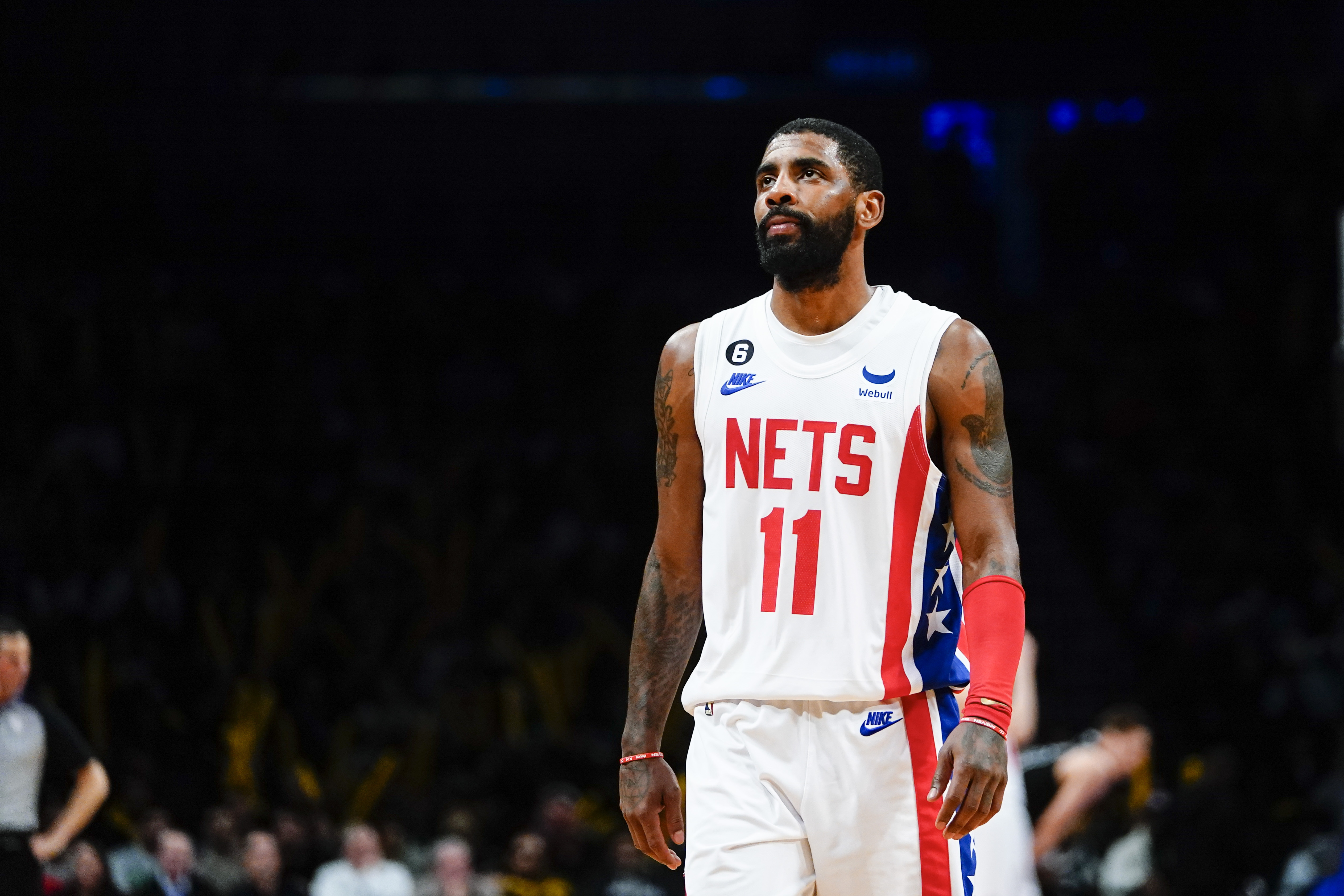 Nets Trading Kyrie Irving to Dallas Mavericks After His Request to Leave -  The New York Times
