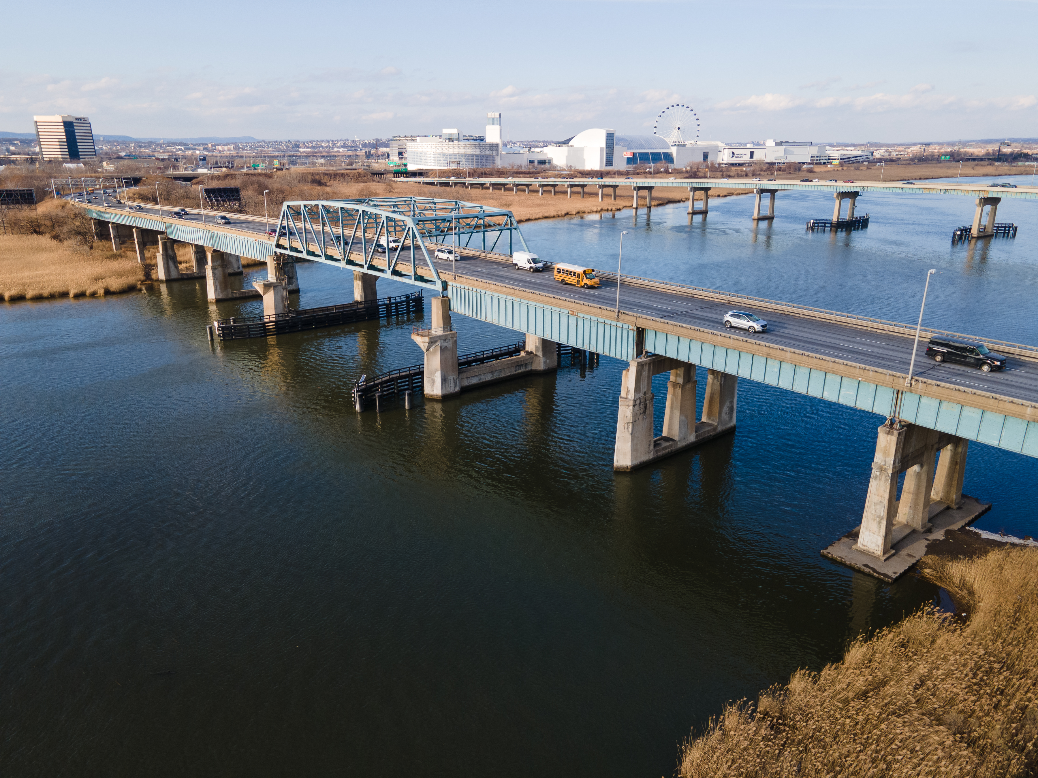 Federal, state and local official announce project to rebuild Route 3 ...