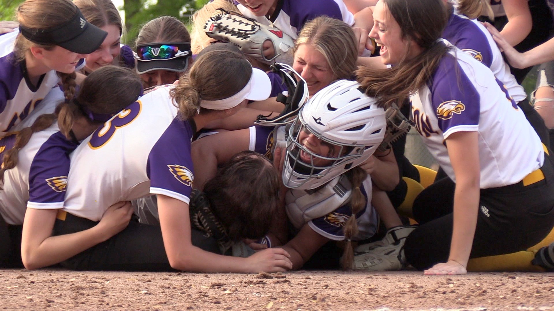 Hometown team selects softball player Sito with 16th pick of NPF