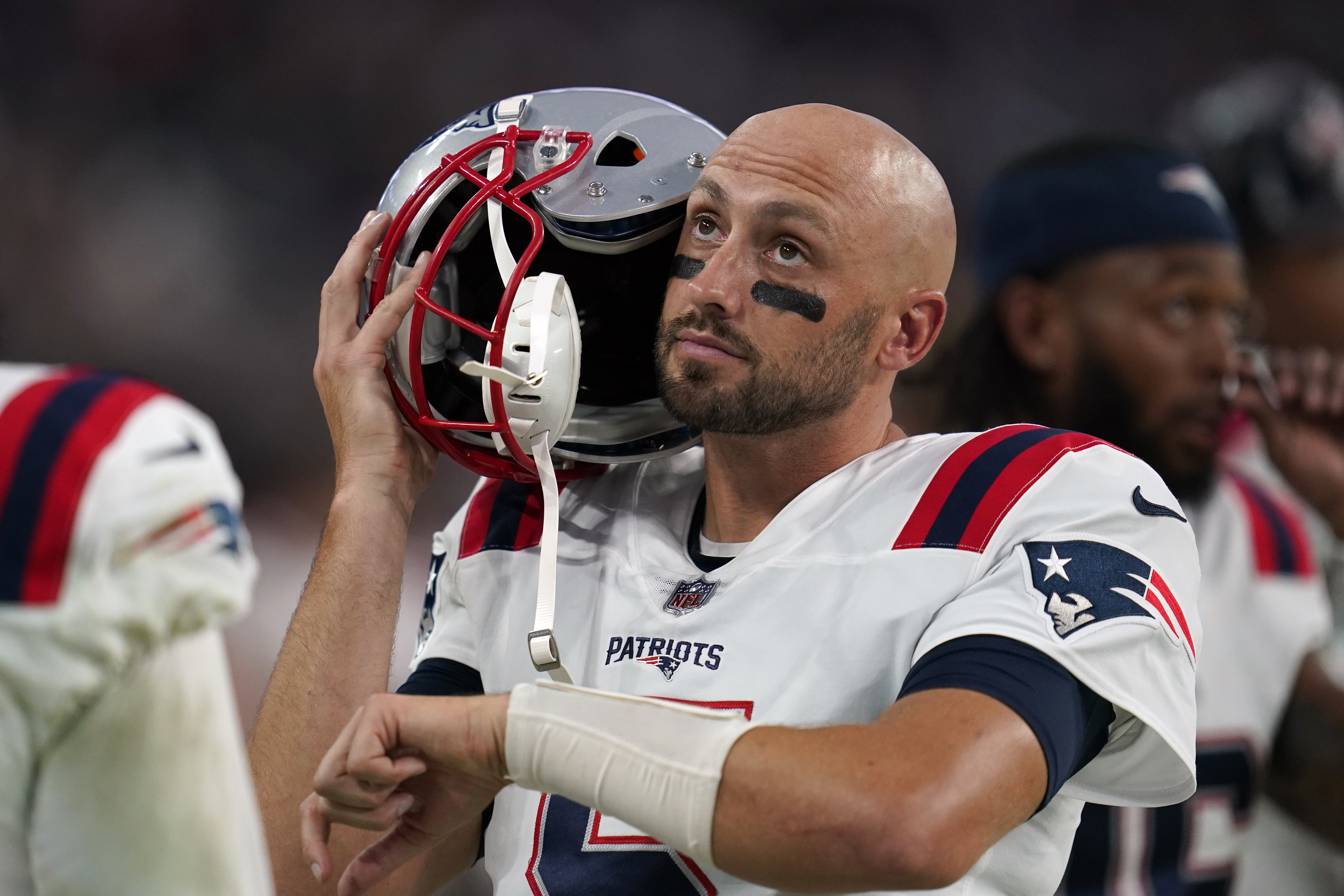 Patriots will reportedly cut Brian Hoyer - CBS Boston