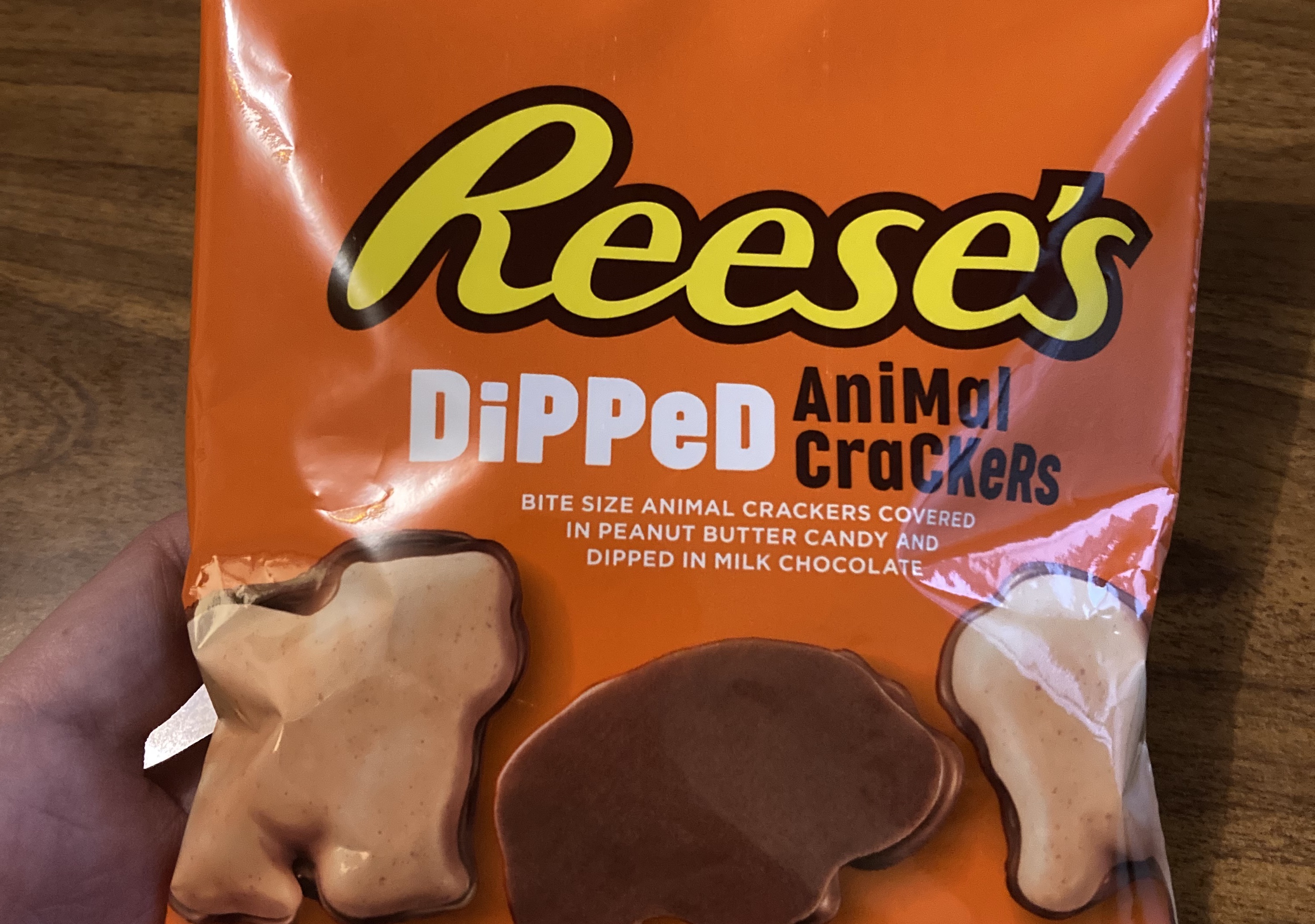 I tried the new Reese's Dipped Animal Crackers: How do they stack