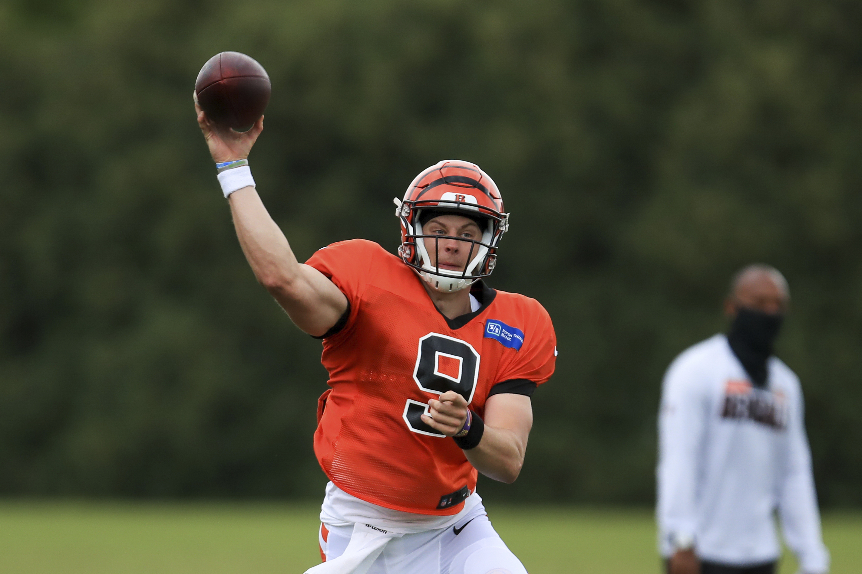 Bears hope practice time helps QB Nick Foles dial in - Chicago Sun-Times