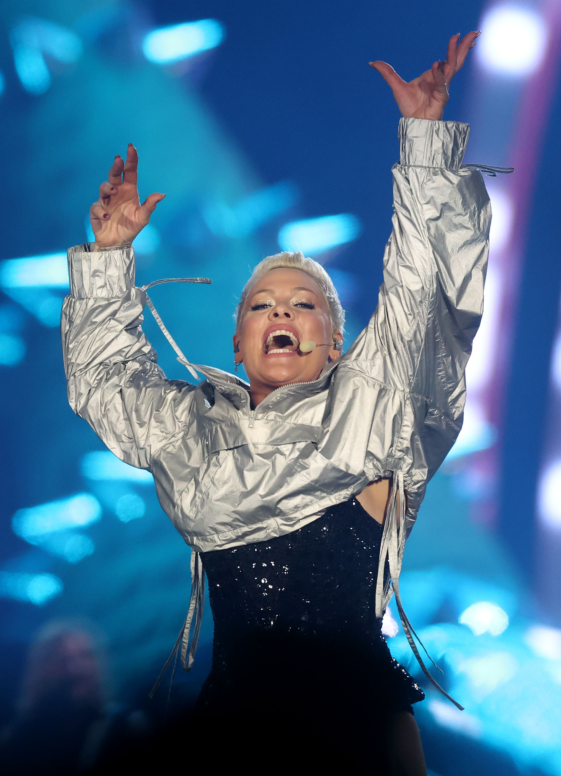 Pink Headlines with Sheryl Crow at the JMA Wireless Dome