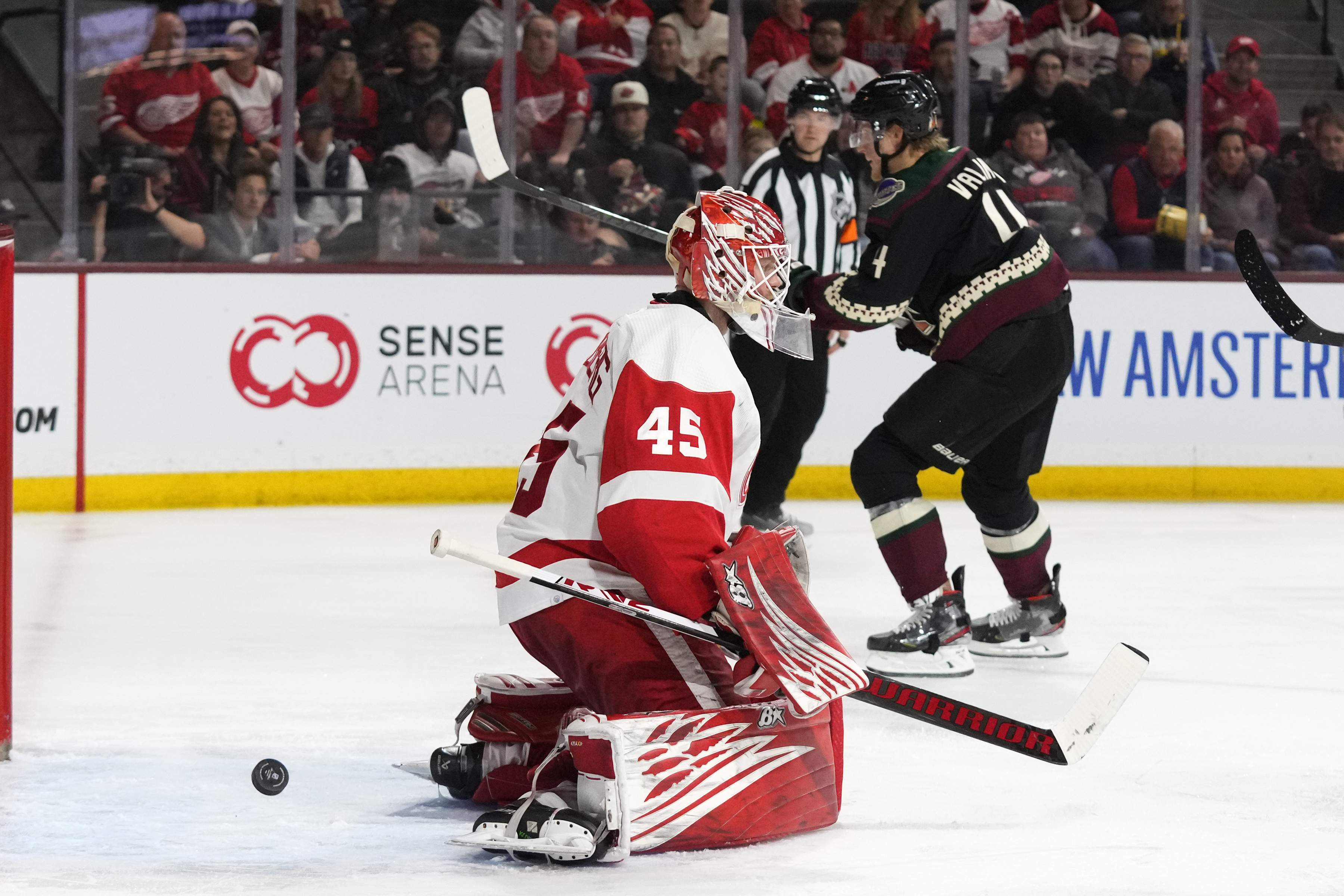 Shootout: Jets vs Red Wings 