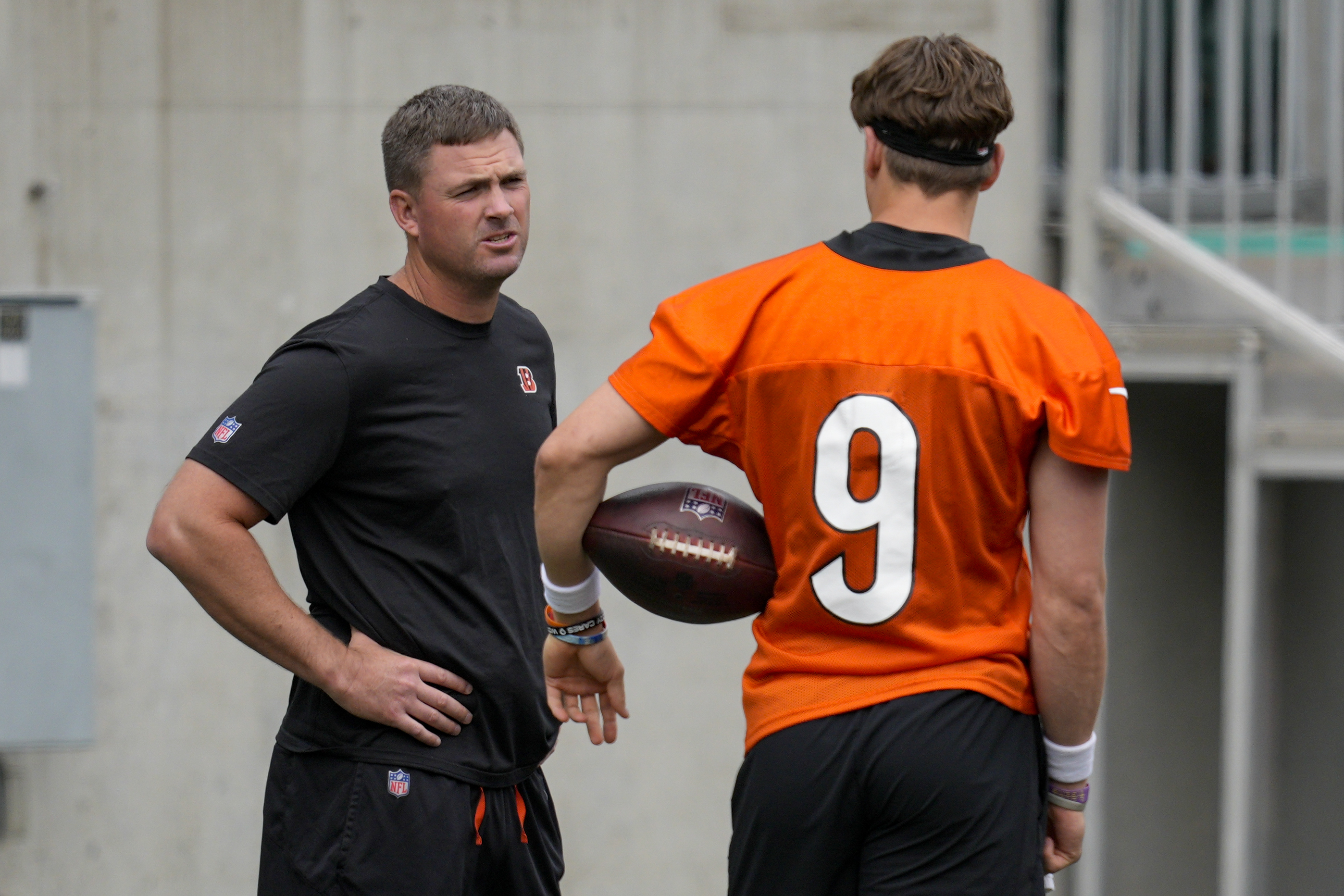 Bengals' coach Zac Taylor says Chidobe Awuzie will play Week 1