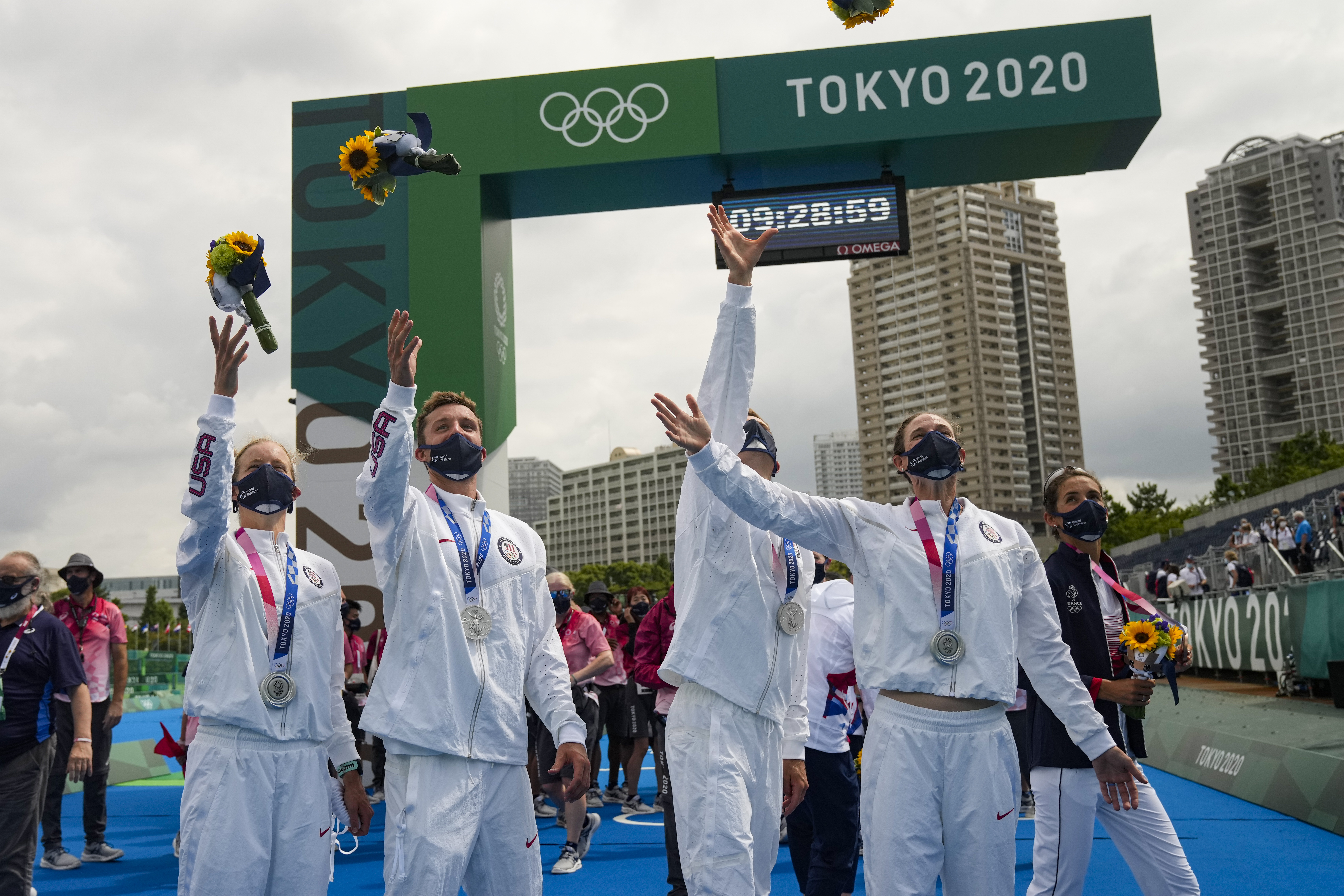 Which Olympic medalists have played for the New Jersey Devils