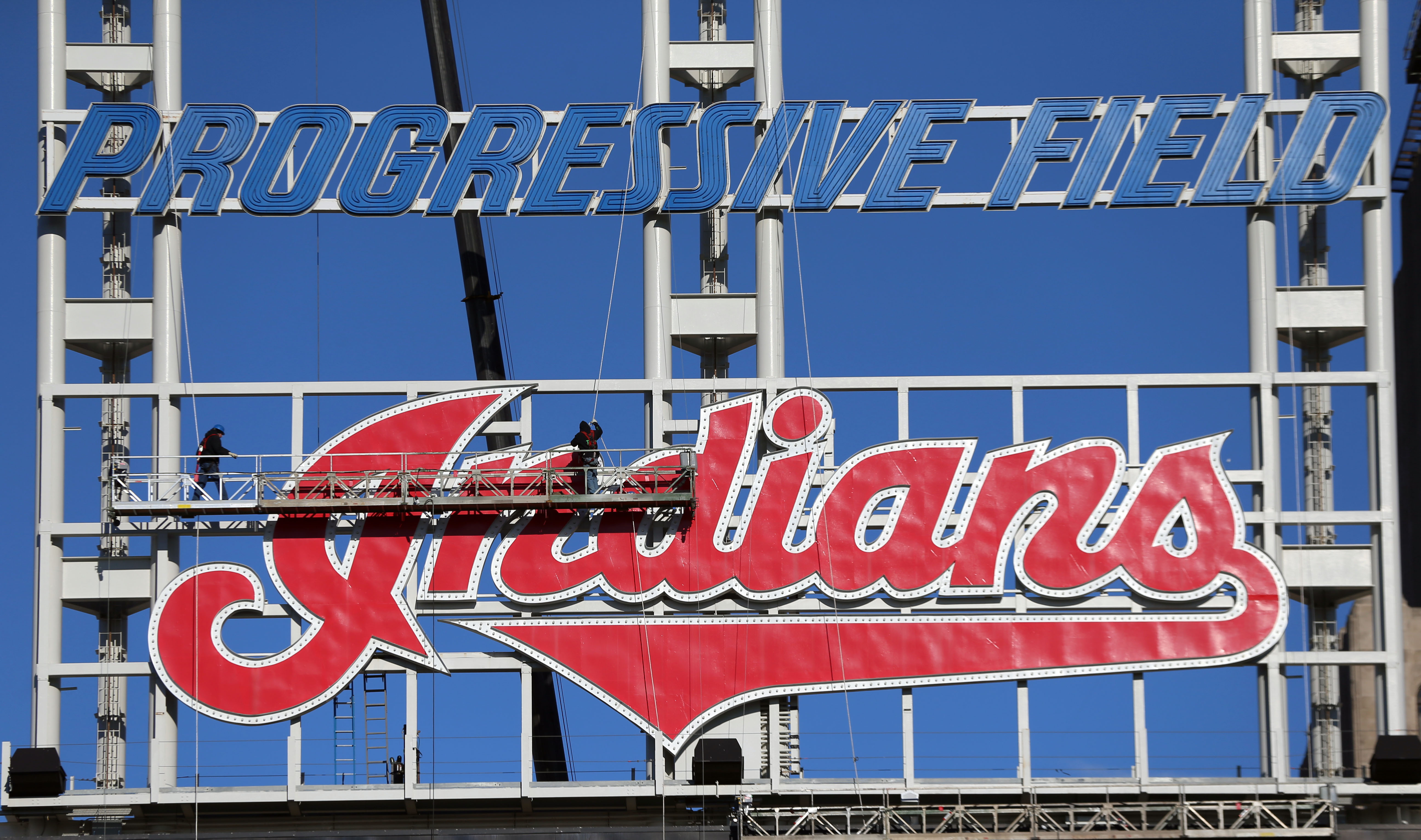 CLEVELAND INDIANS SIGN