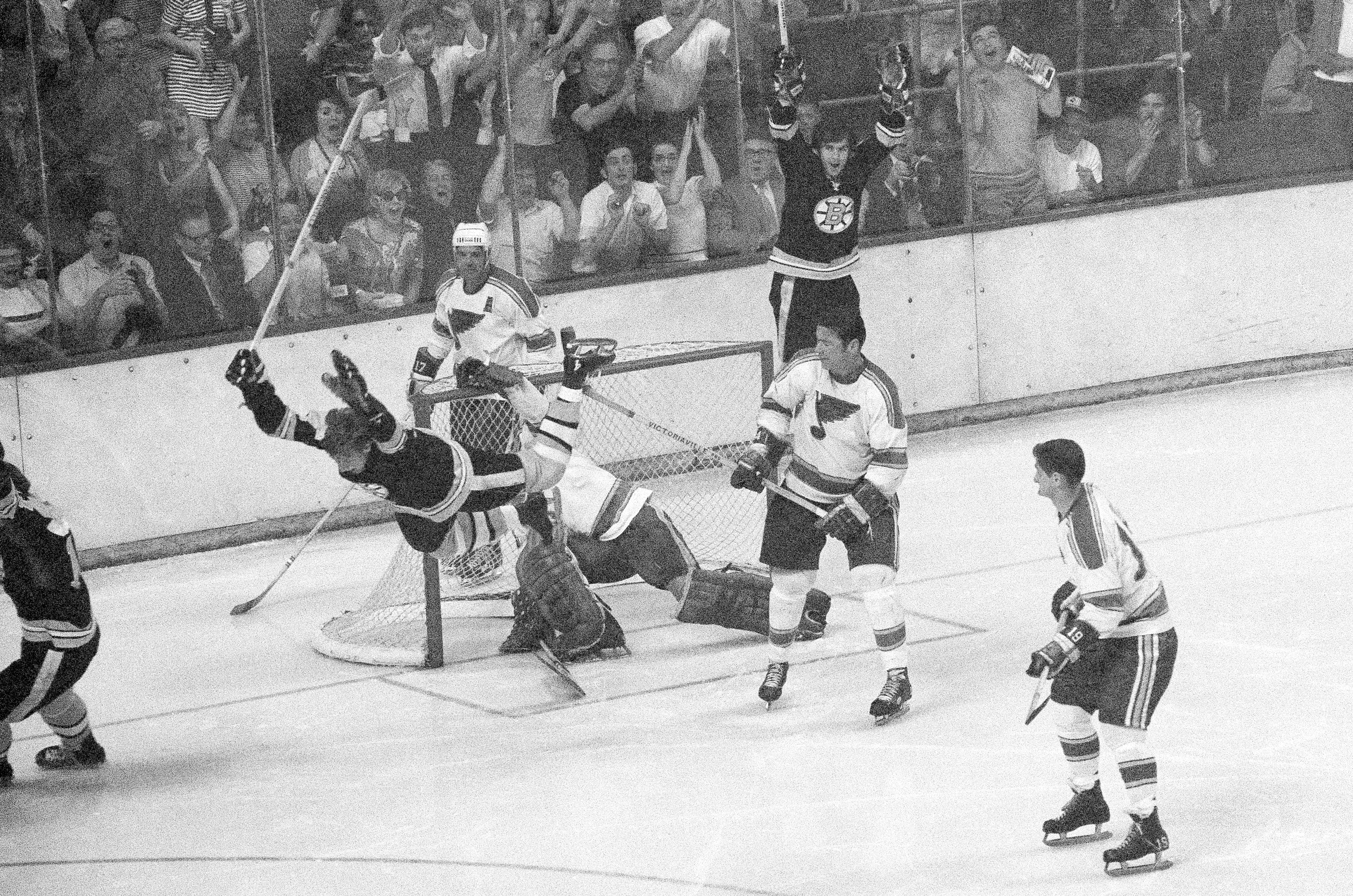 Coronavirus causes Boston Bruins to postpone ceremony to honor 1970 Stanley  Cup champions - masslive.com