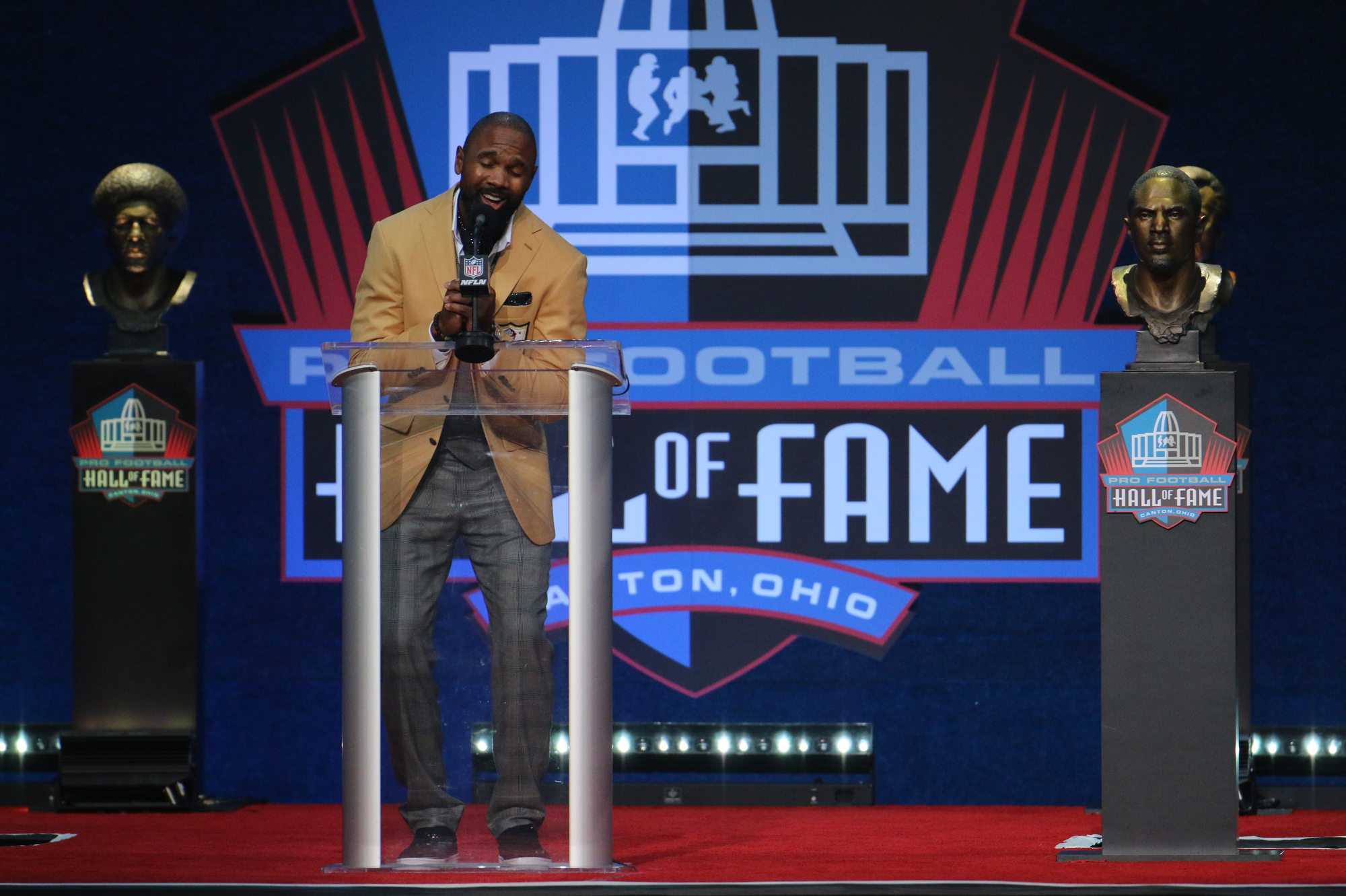 Michigan's Charles Woodson makes College Football Hall of Fame