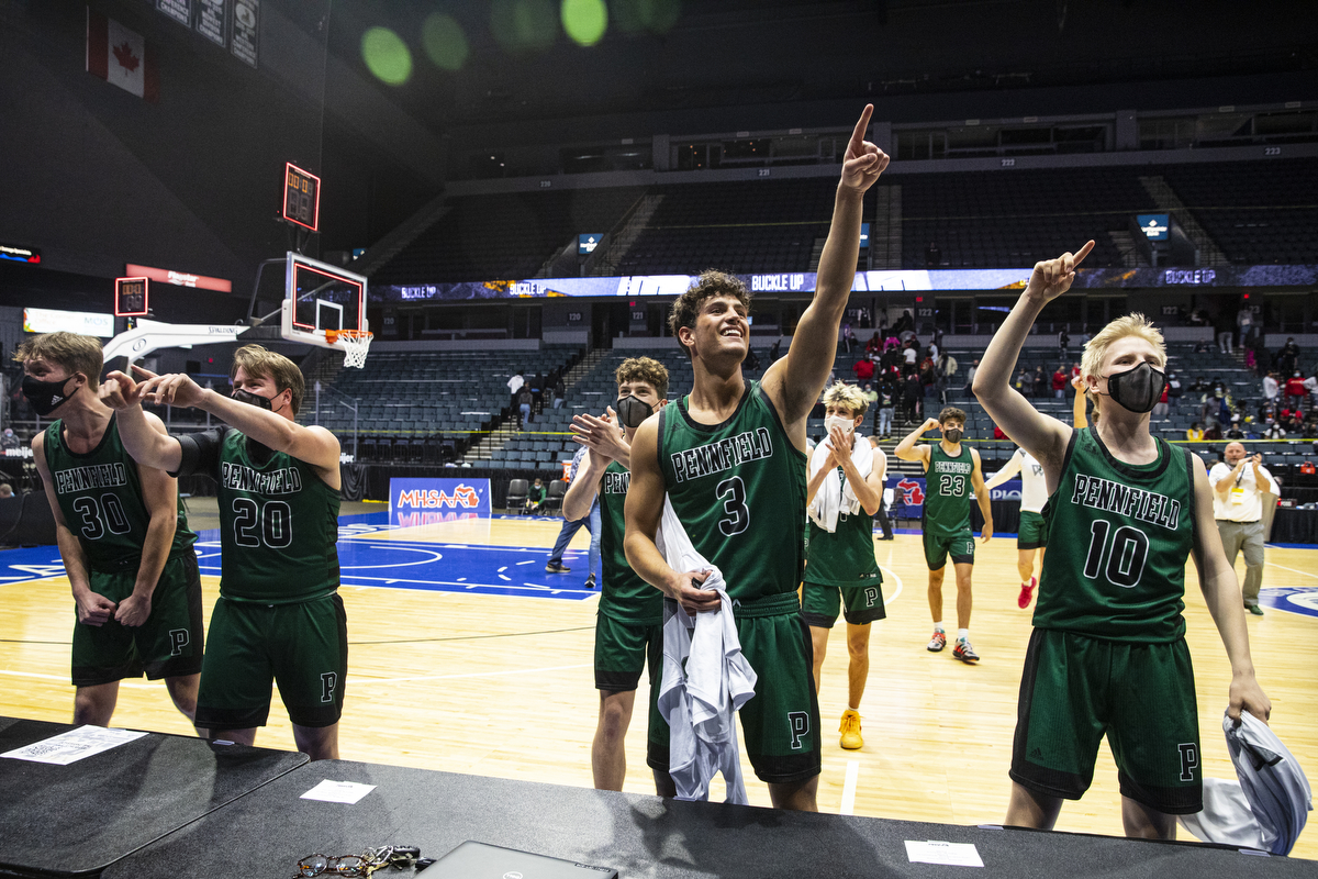 Must See Moments From MHSAA Girls Basketball Semifinals At Van Andel ...