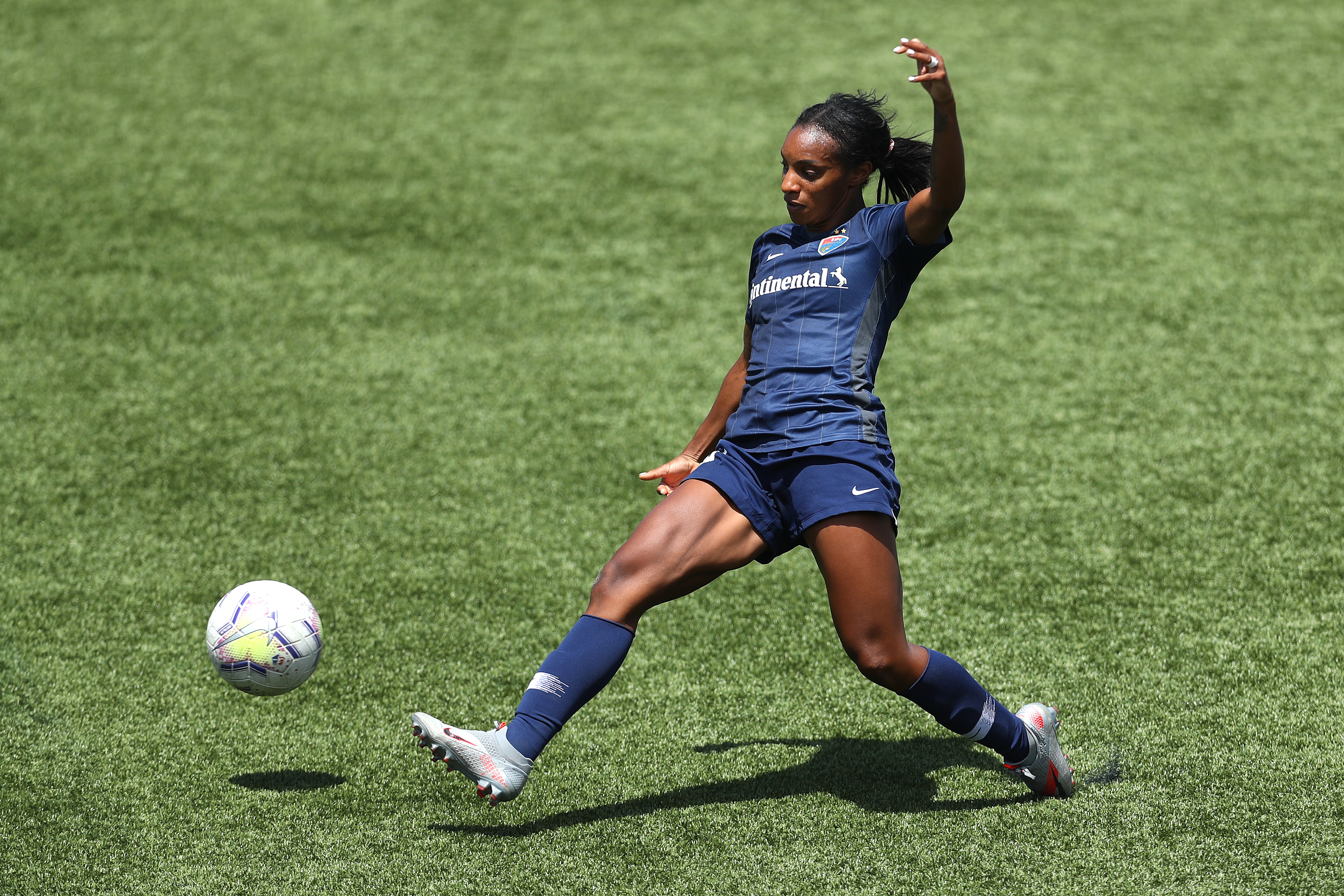 Crystal dunn deals