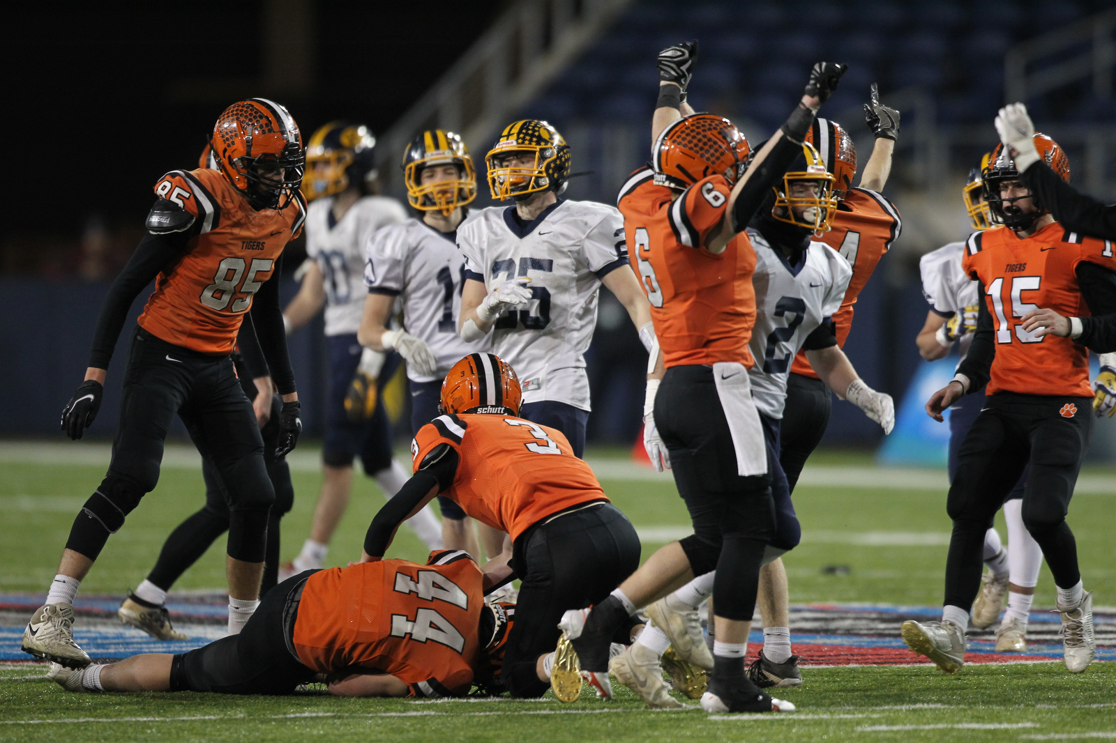 Kirtland vs. Versailles, Division V State Championship game