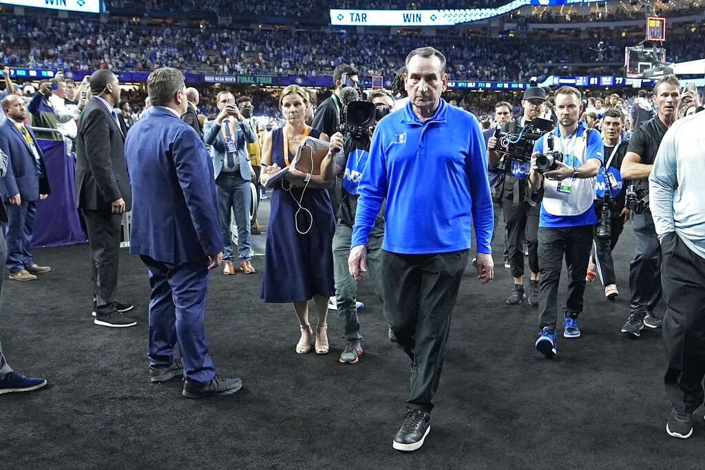 Watch Coach K walk off court for final time as UNC defeats Duke in Final  Four, shares message to players 