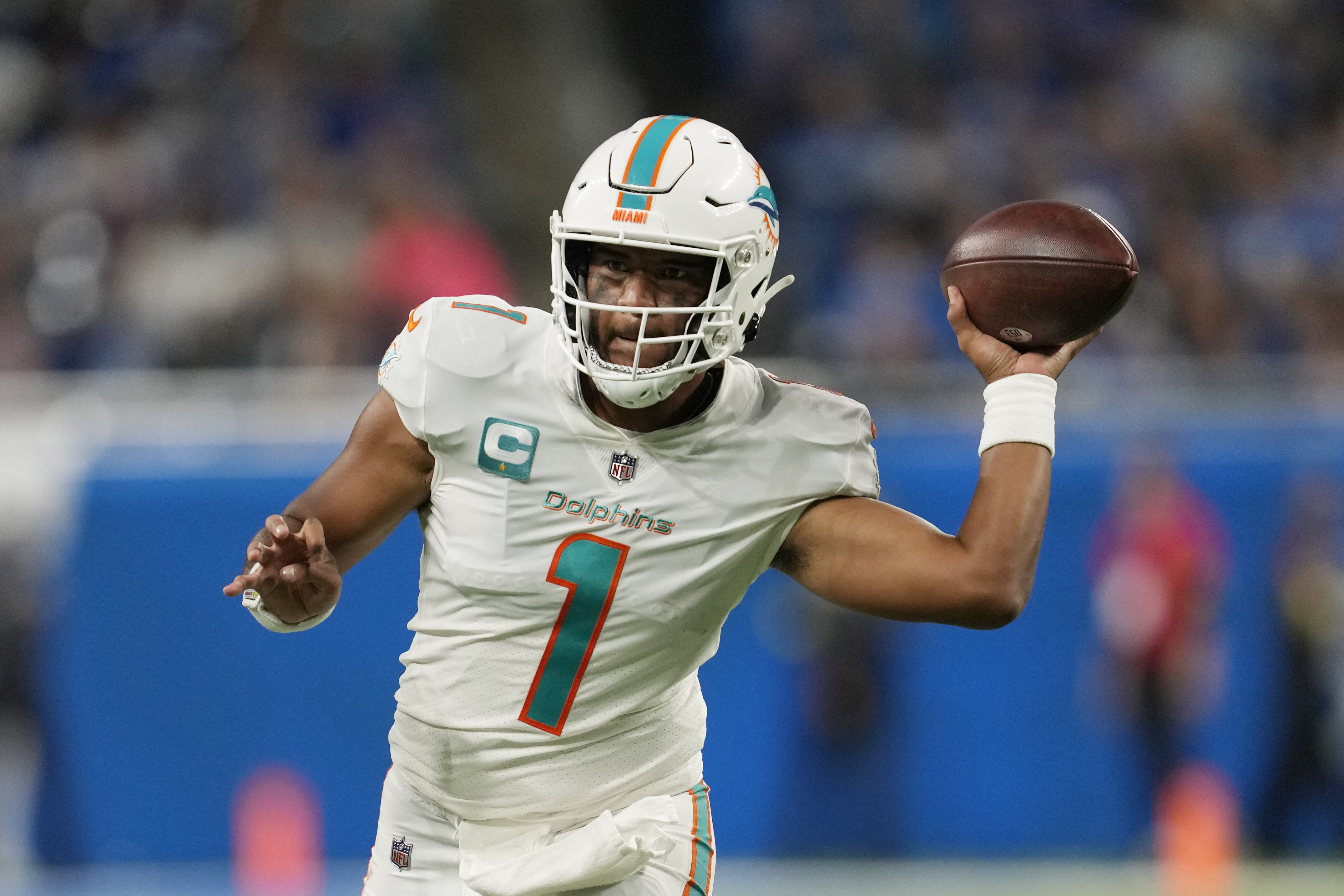 How to Watch the Miami Dolphins vs. Chicago Bears - NFL Week 9