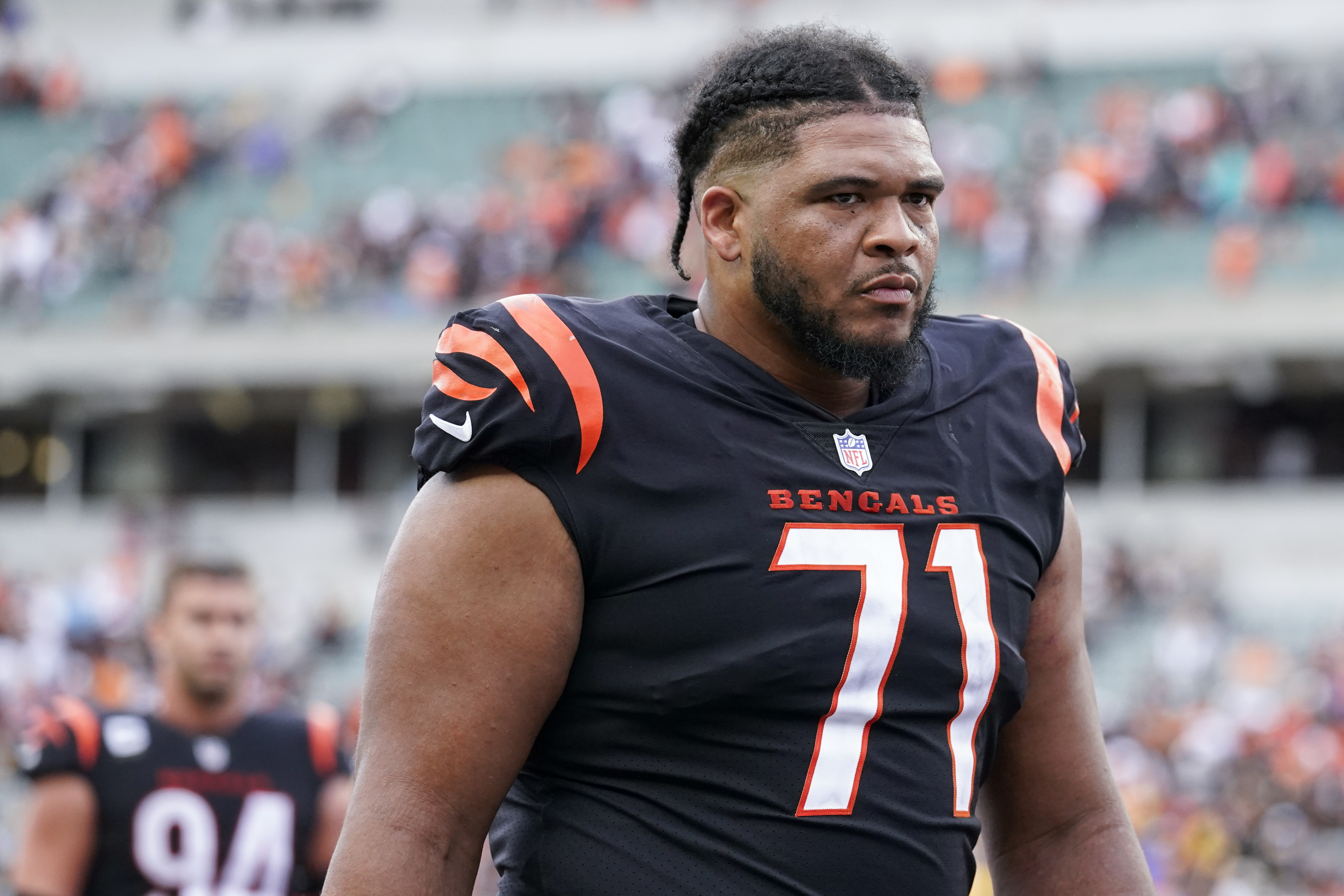 Bengals RT La'el Collins active for Week 3 game against Jets 