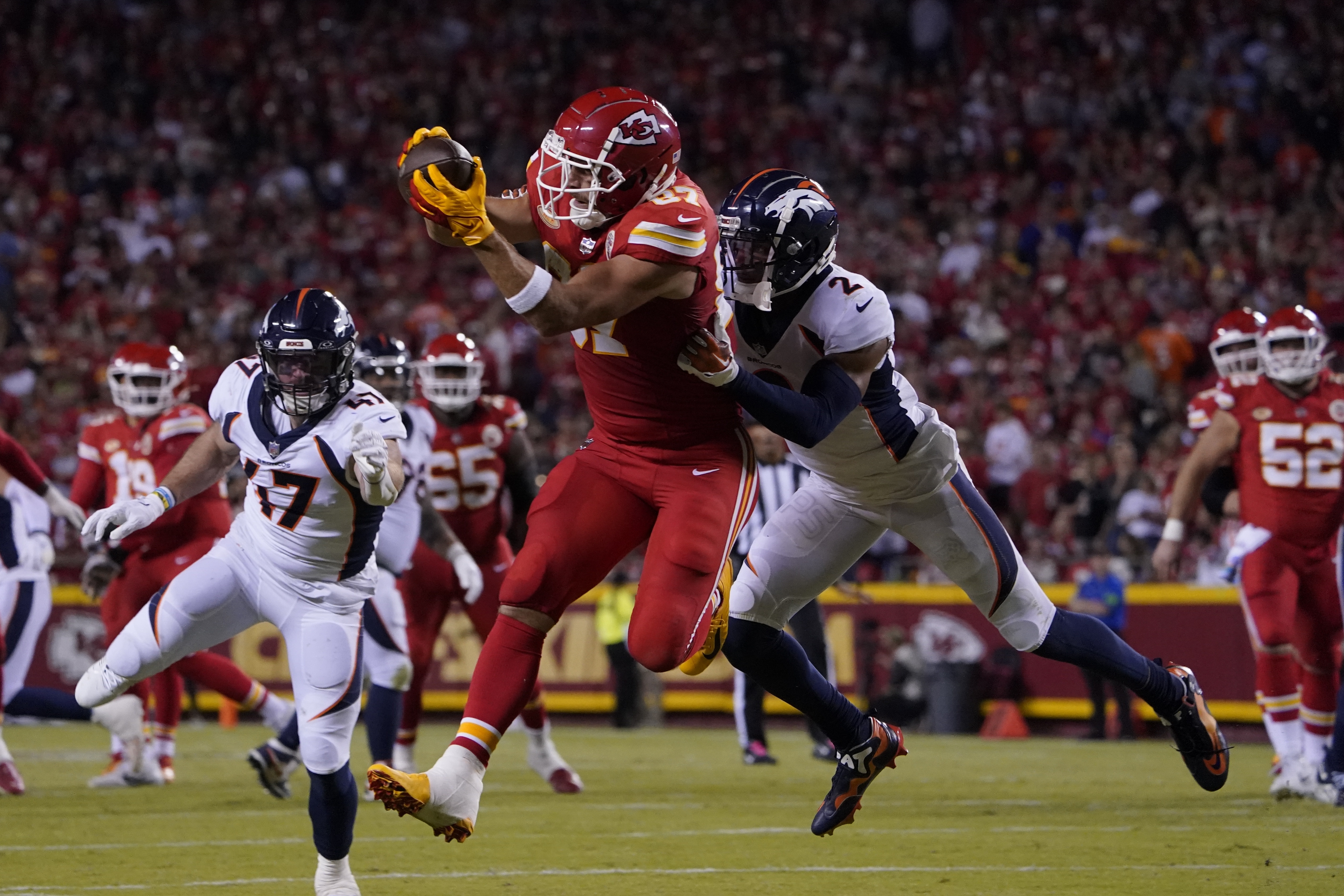 Steelers vs. Chiefs Week 16 film study: 1st-half struggles again too much  to overcome