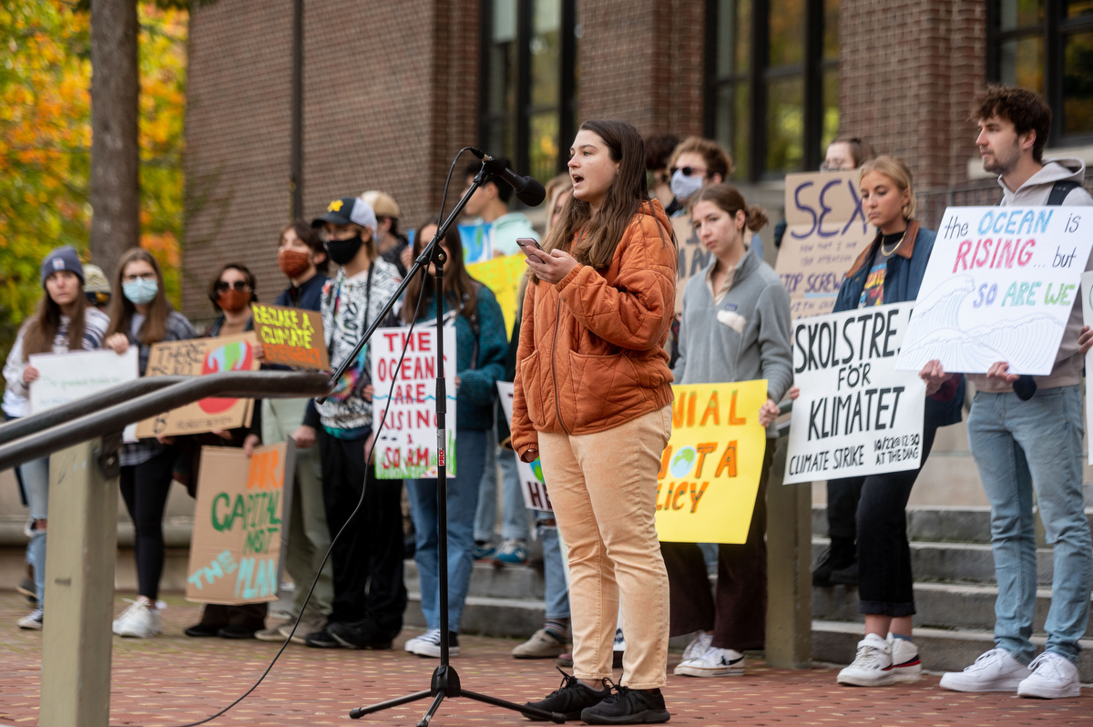 UM students stage walk-out climate strike in Ann Arbor - mlive.com