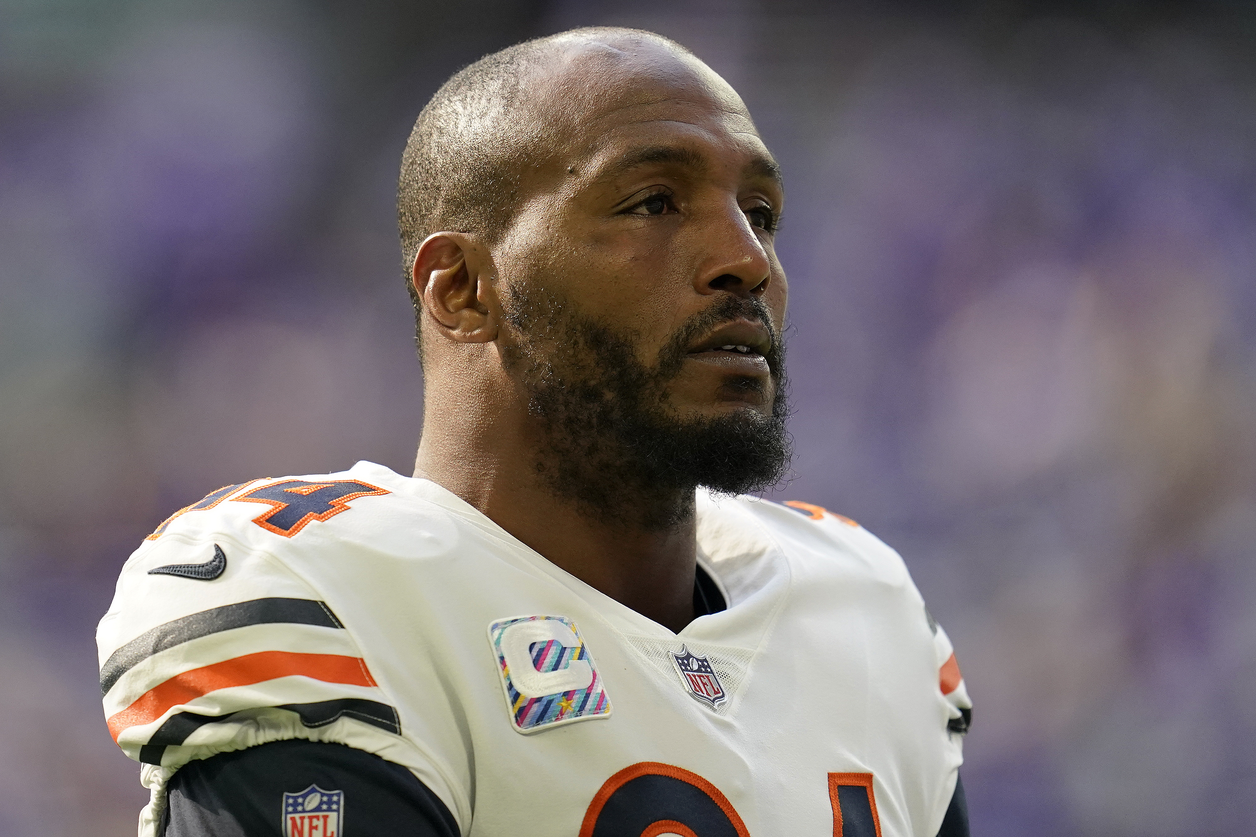 Bears trade DE Robert Quinn to Eagles