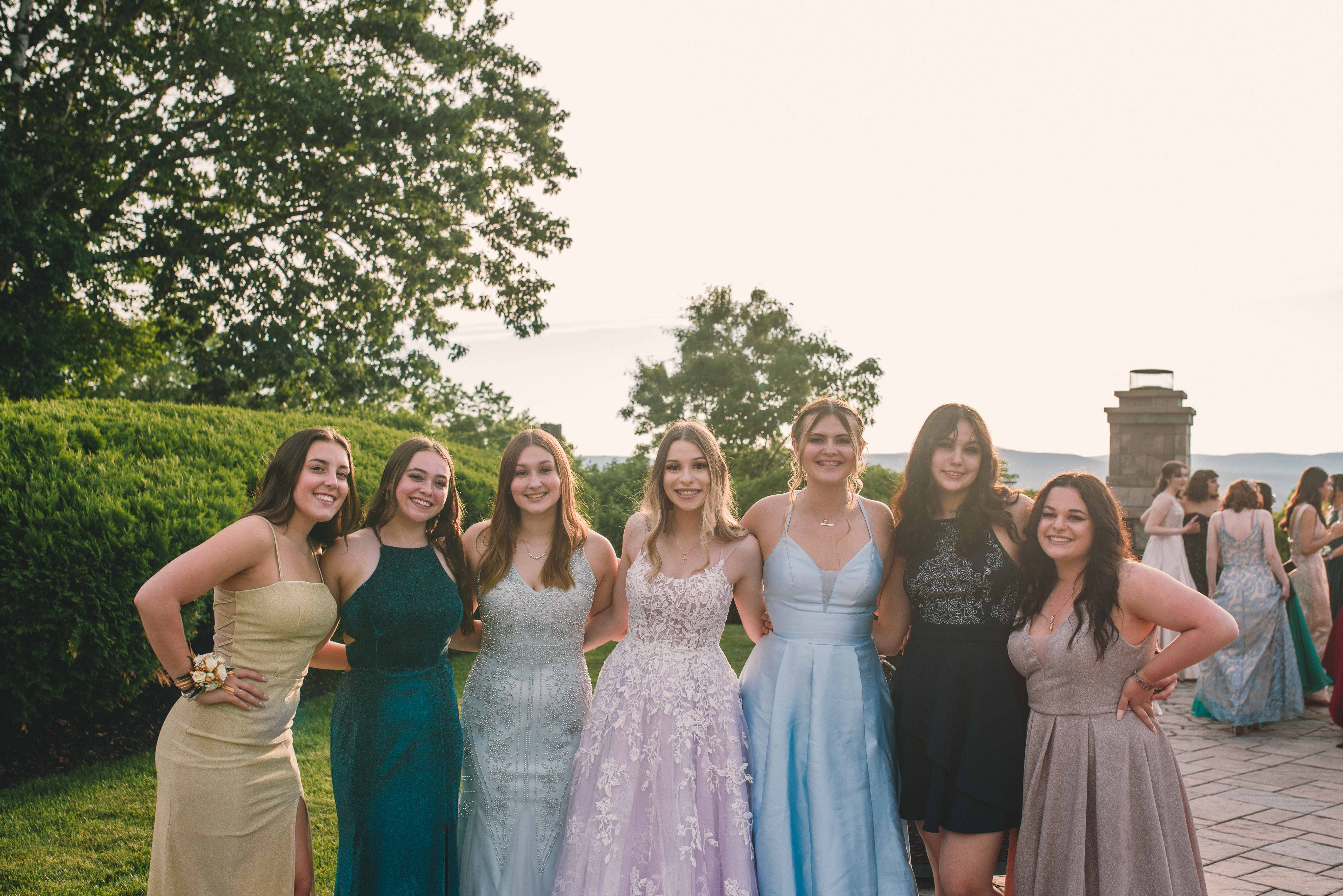 2021 Prom Photos: West Springfield High School Prom at the Log Cabin In ...