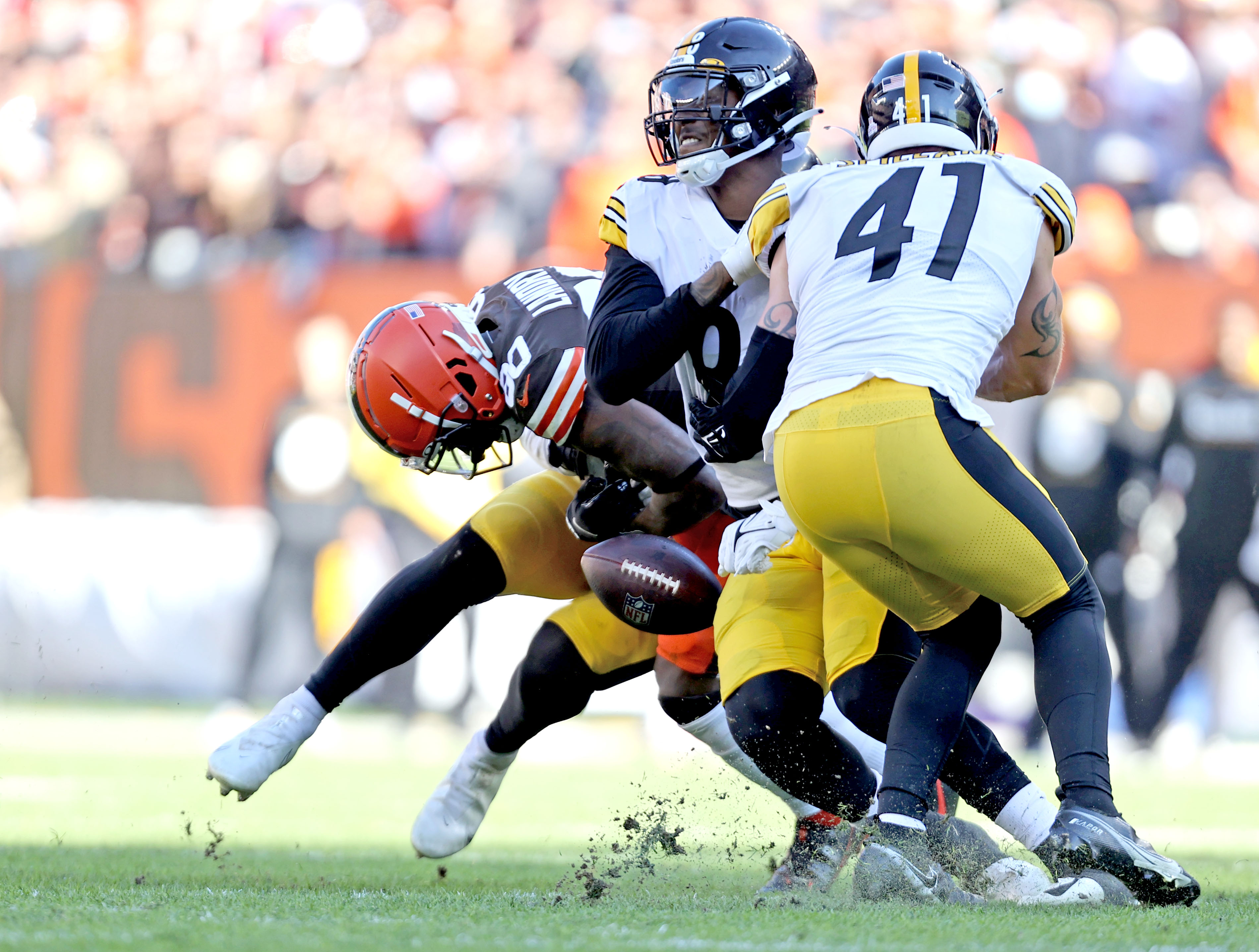 PHOTOS: Browns vs. Steelers, Oct. 31, 2021 – News-Herald