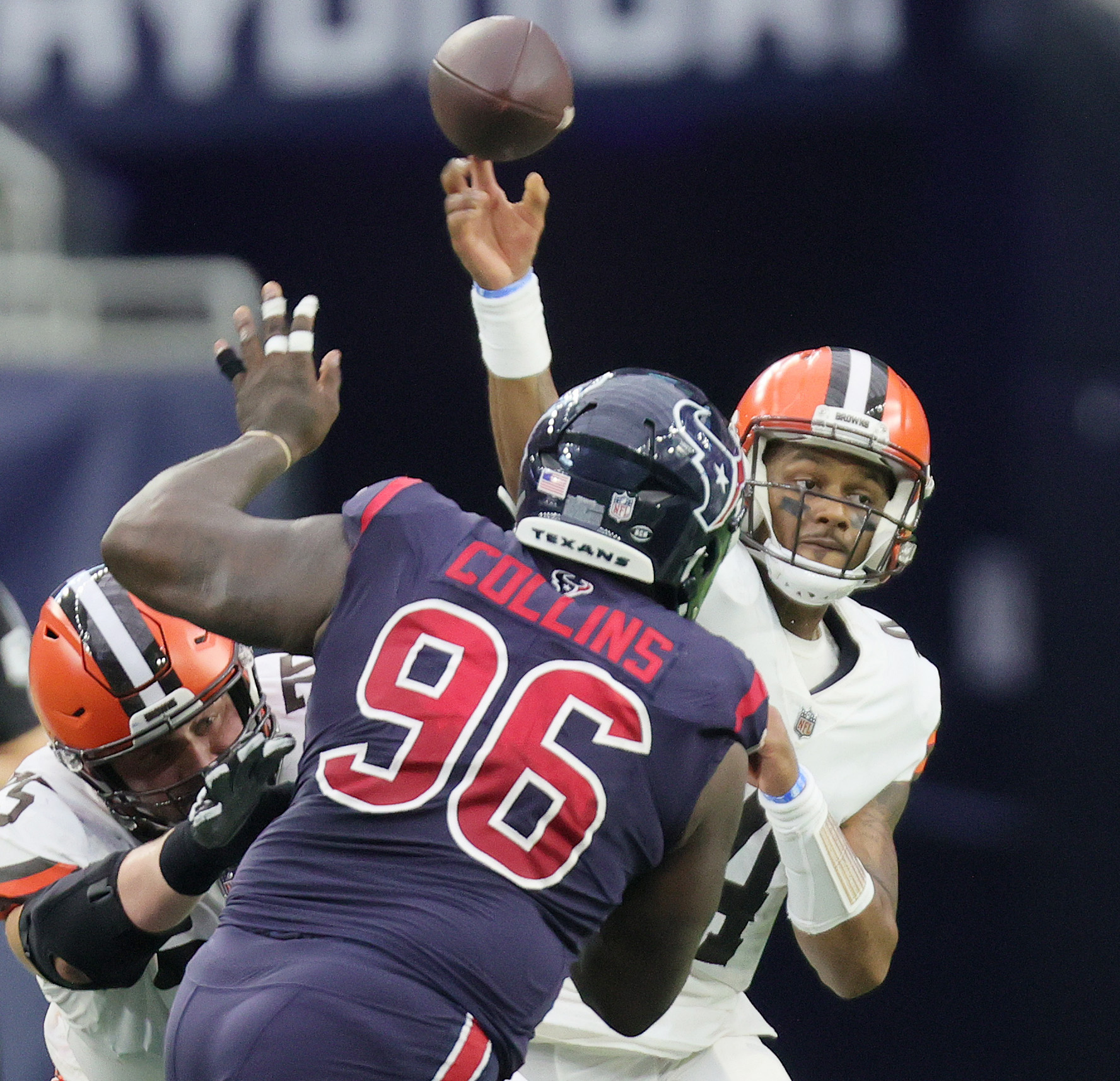 Browns: Denzel Ward scoops and scores off Kyle Allen fumble vs. Texans