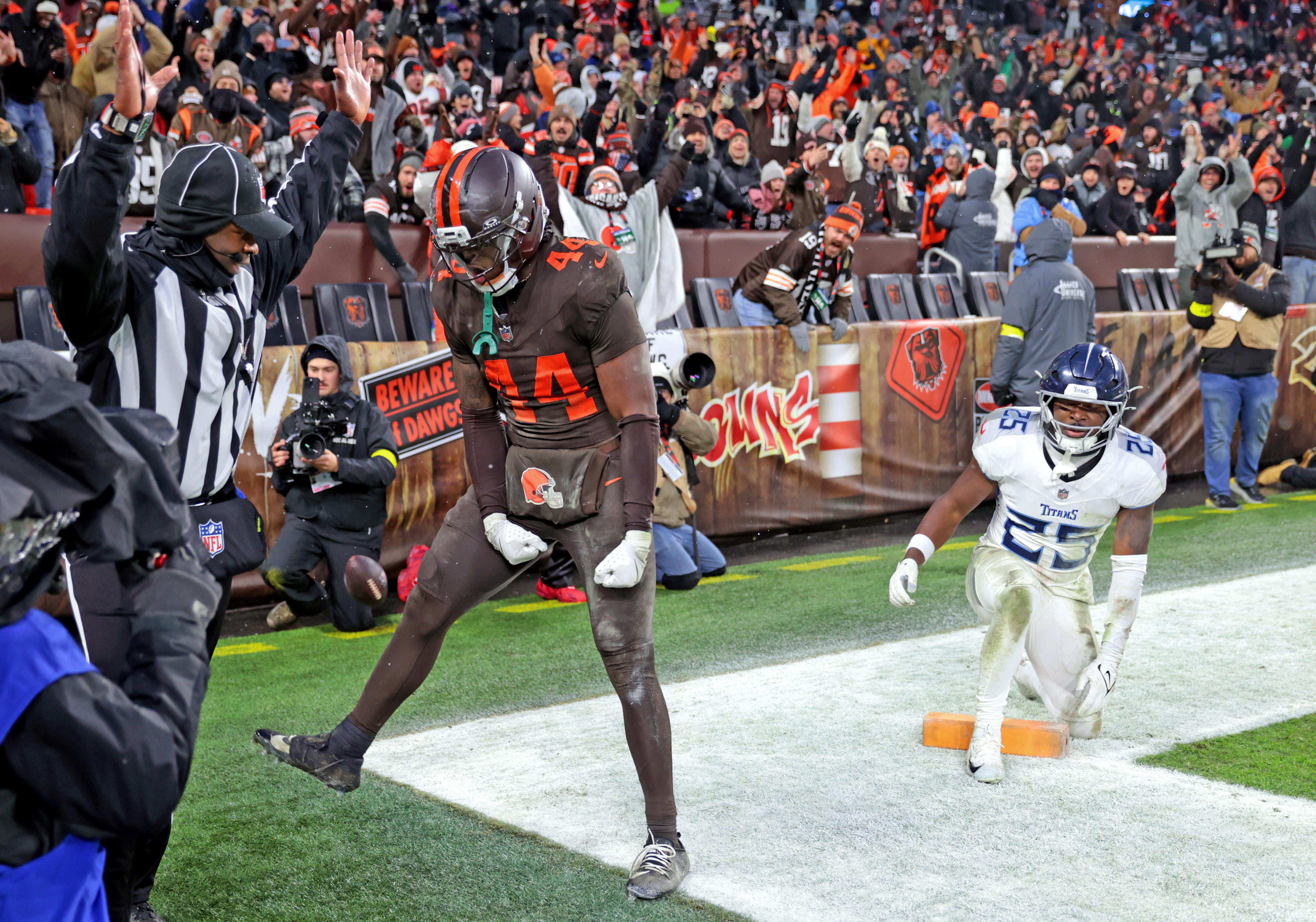 Cleveland Browns receivers vs. Tennessee Titans, December 7, 2025 ...