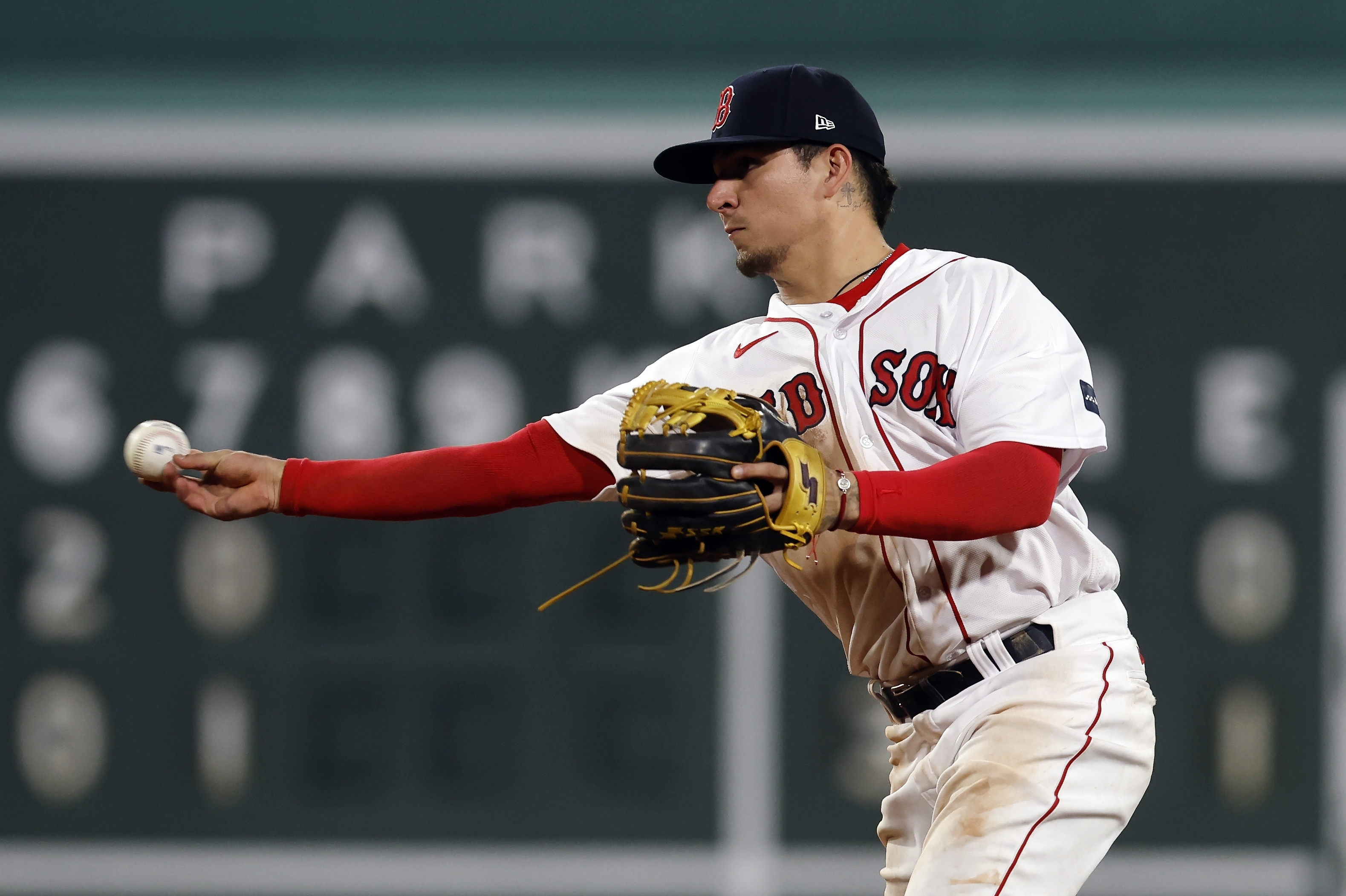 Q & A with Red Sox 2B Ian Kinsler ('03)