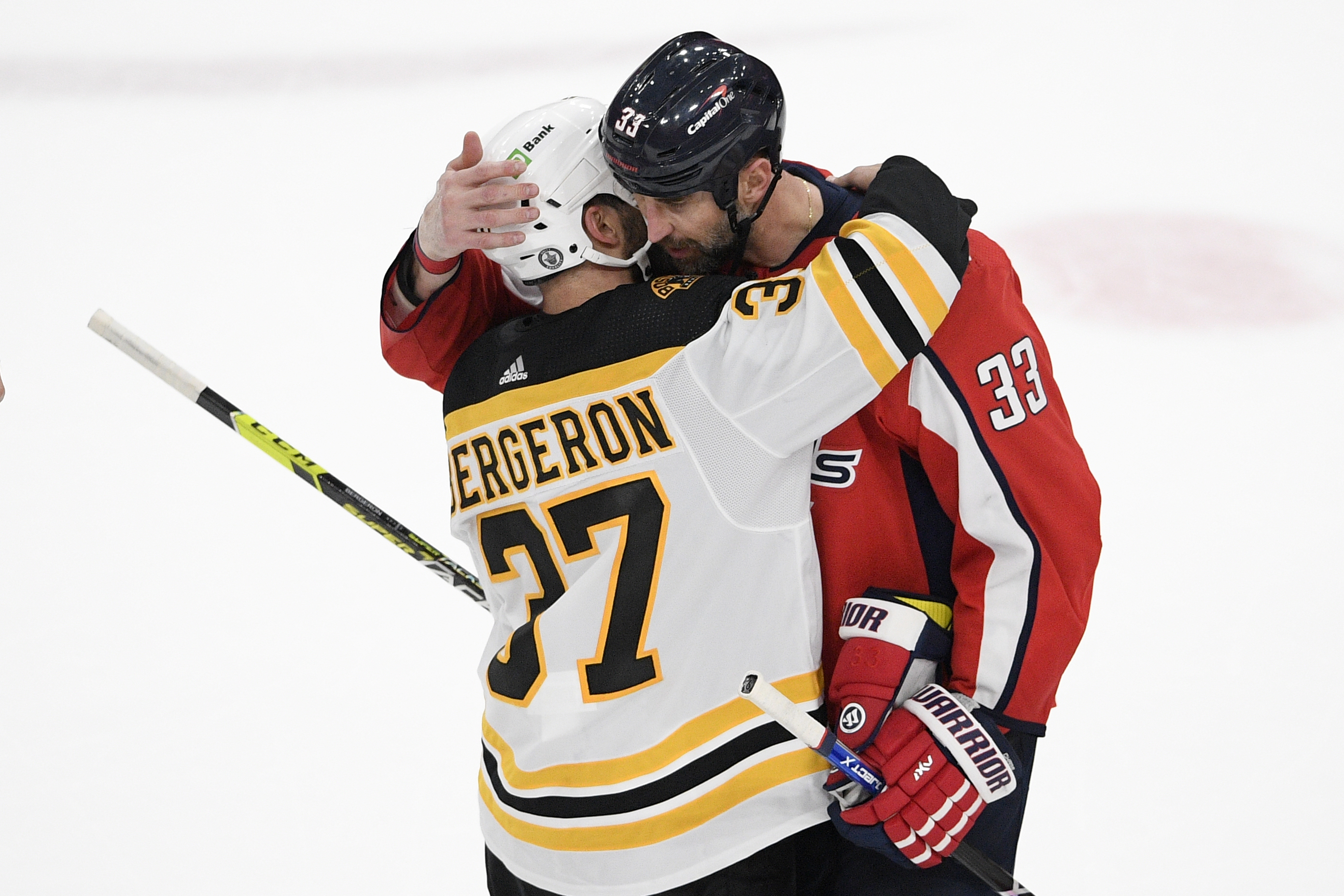 Zdeno Chara knows he can still play, but it's time to be home with family  - CBS Boston