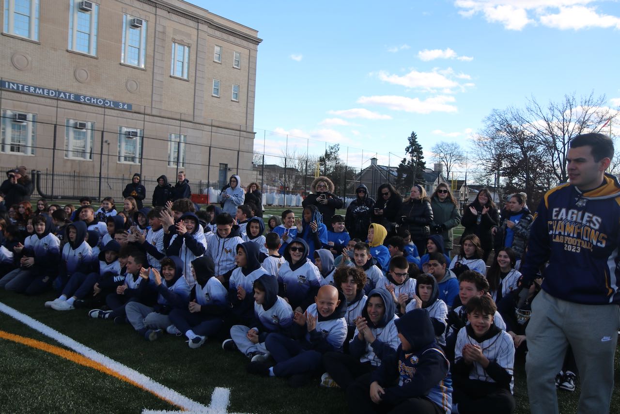 New multi-sport turf field unveiled at I.S. 34 - silive.com