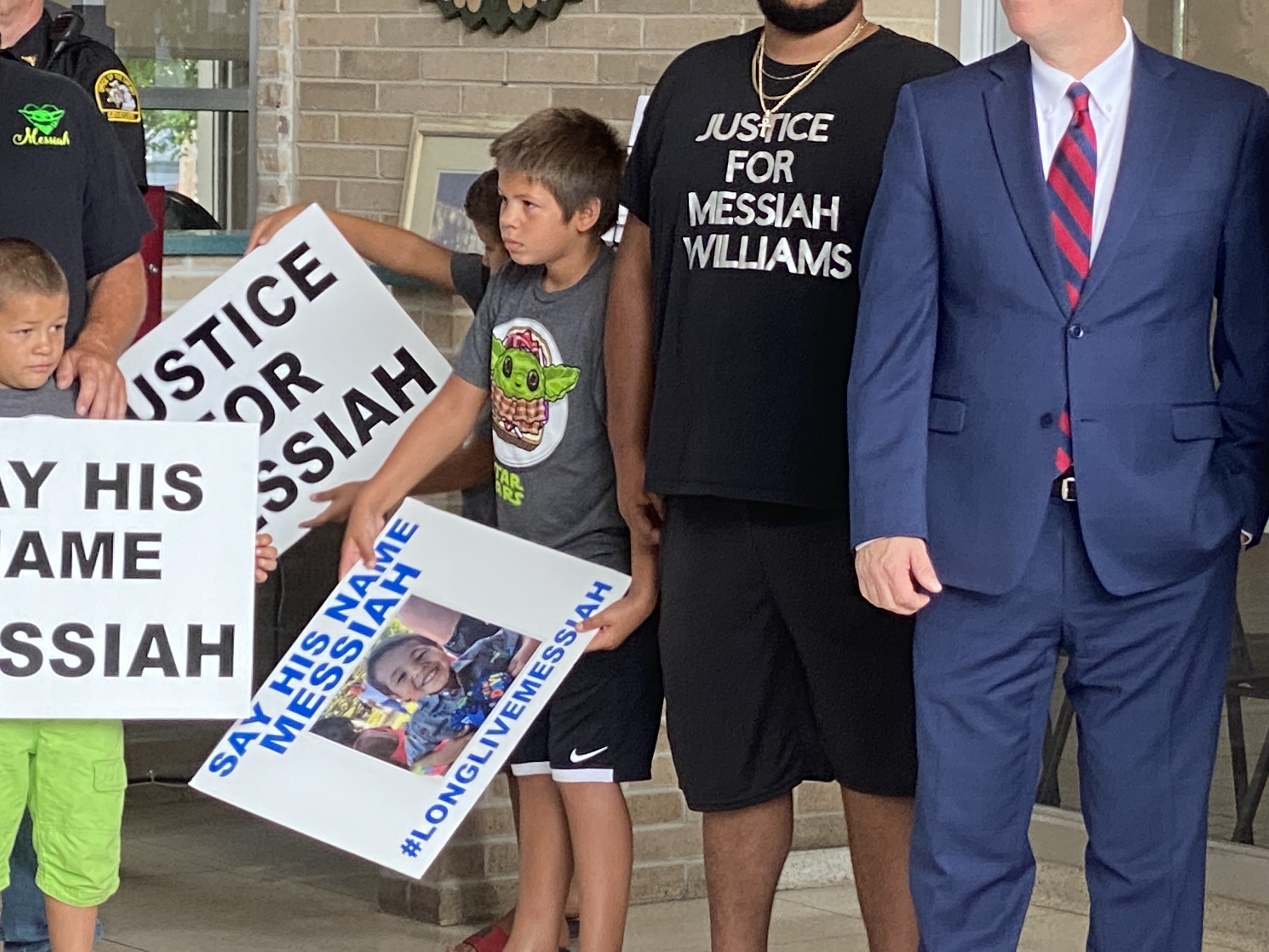 News conference held to promote ‘Messiah’s Law’ legislation that would(01)