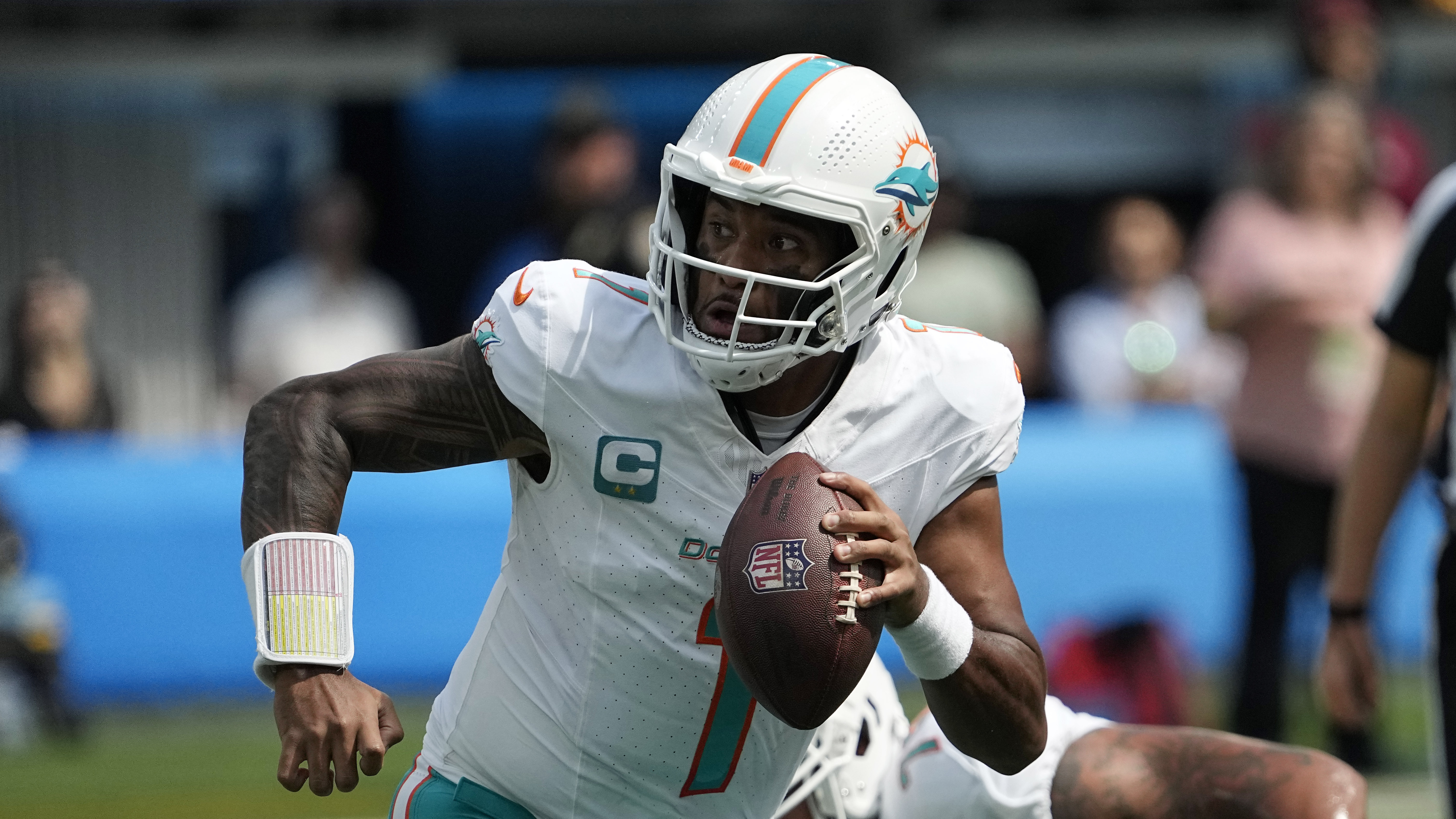How to Watch the Miami Dolphins vs. New England Patriots - NFL