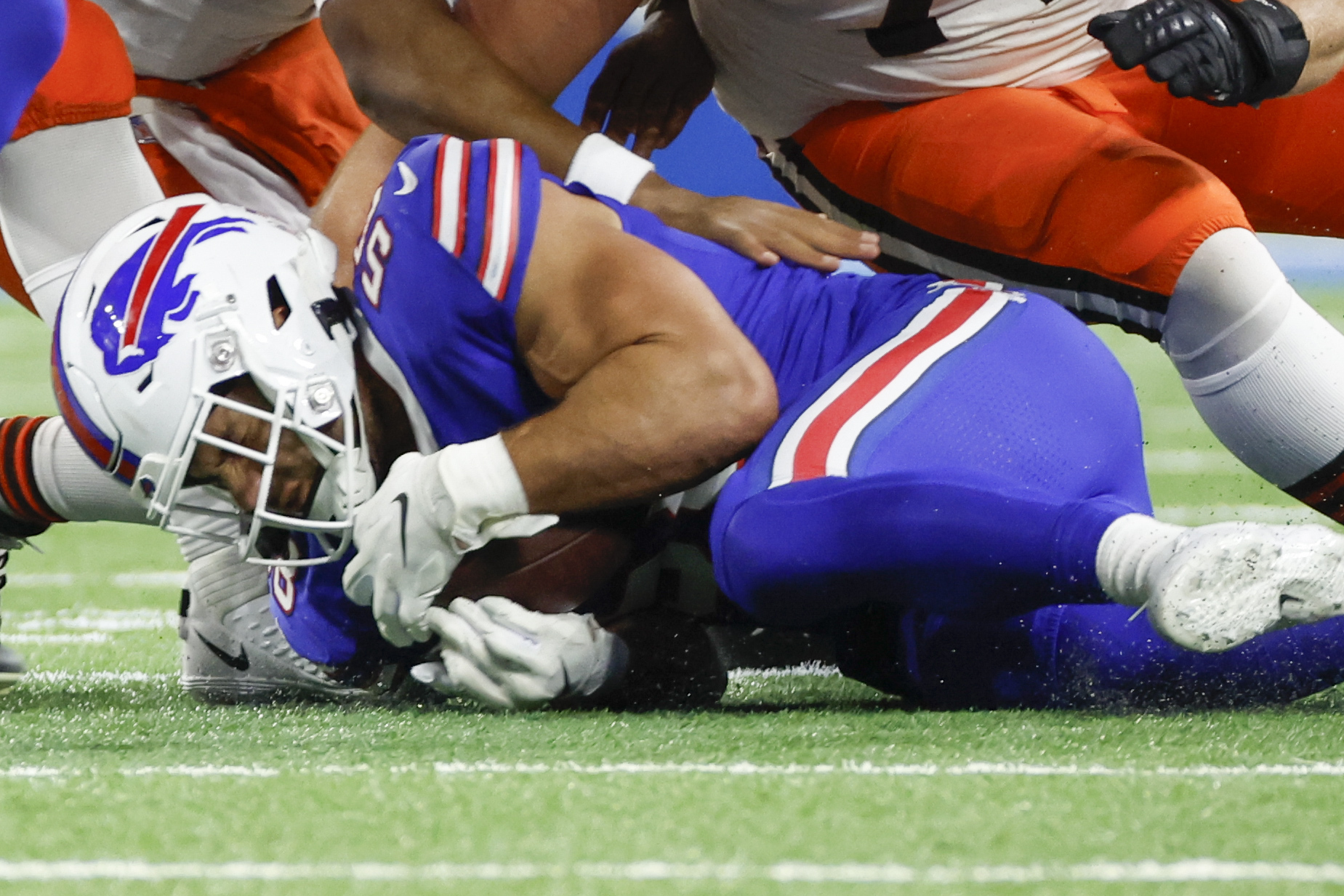 Photos: Week 11 - Browns at Bills Pregame