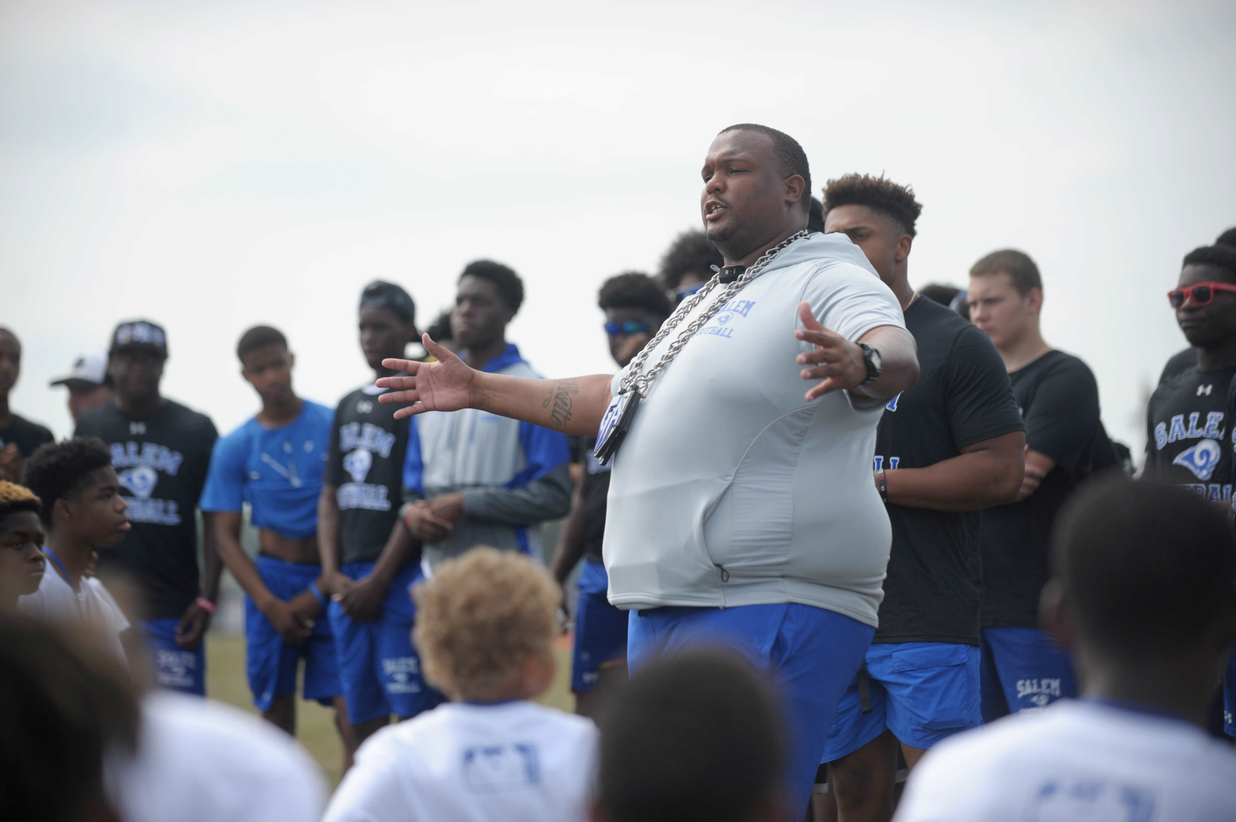 Salem native and NFL star Jonathan Taylor returns home to host football  camp 