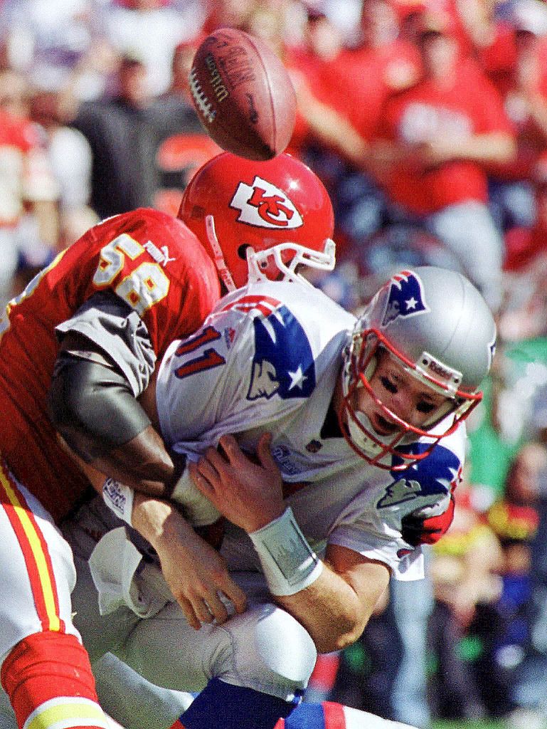 Buck Buchanan of the Kansas City Chiefs walking off the field after News  Photo - Getty Images