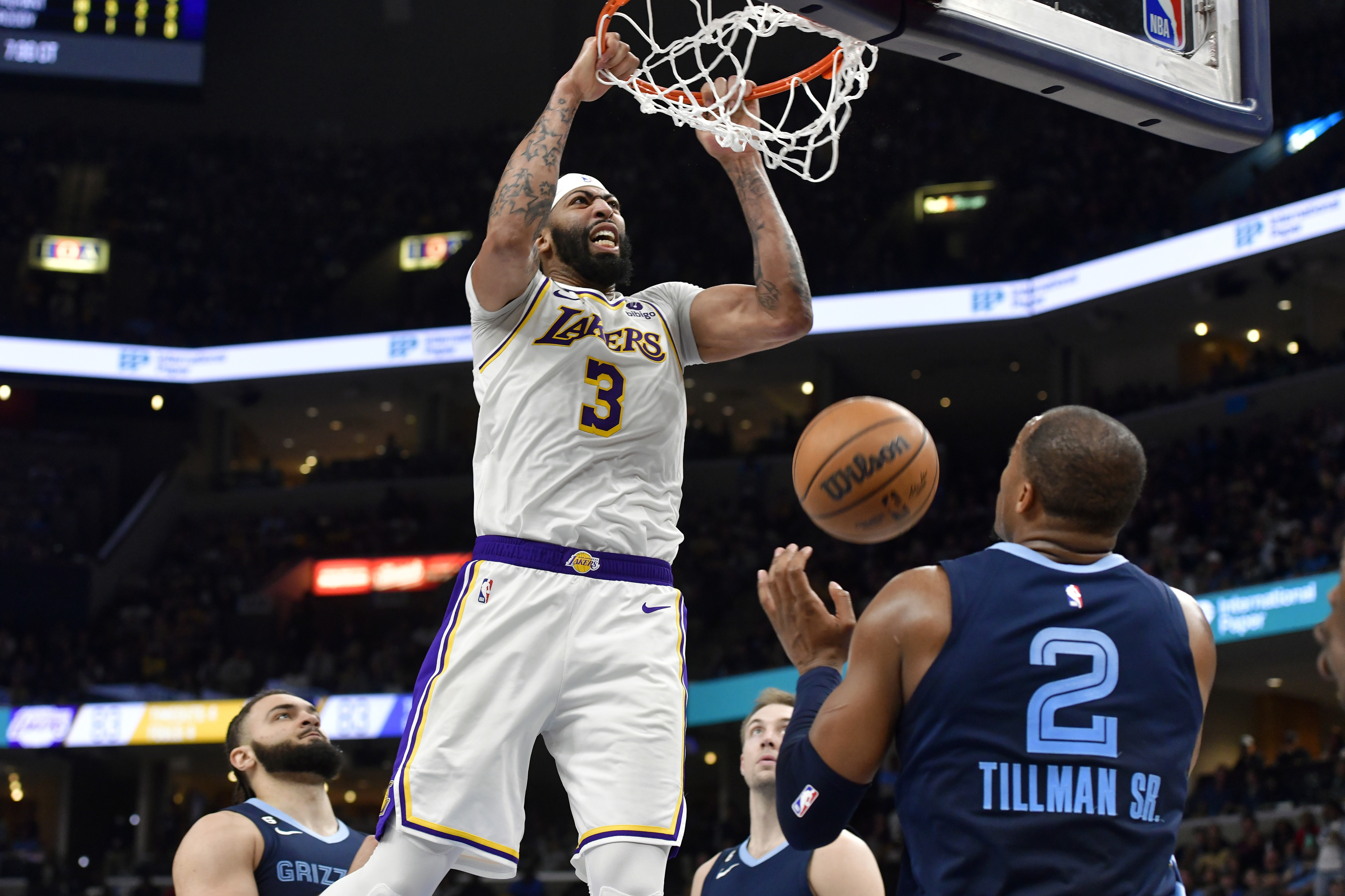 Memphis Grizzlies vs. Los Angeles Lakers: Live updates from Game 1