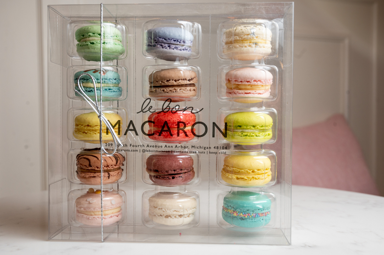 Le Bon Macaron MiiR Travel Mug