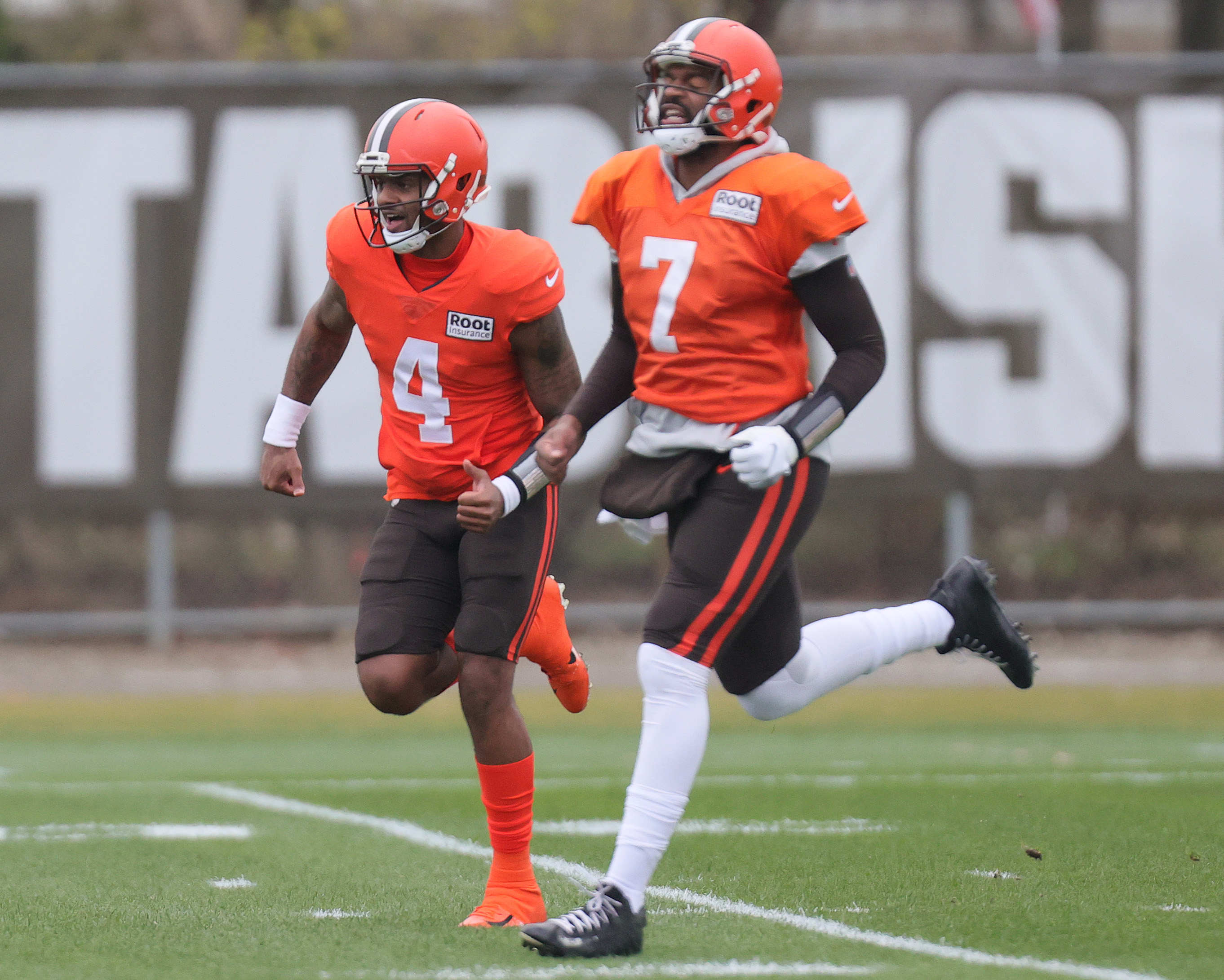 How Jacoby Brissett, Amari Cooper and the rest of the Browns offense graded  vs. the Dolphins 