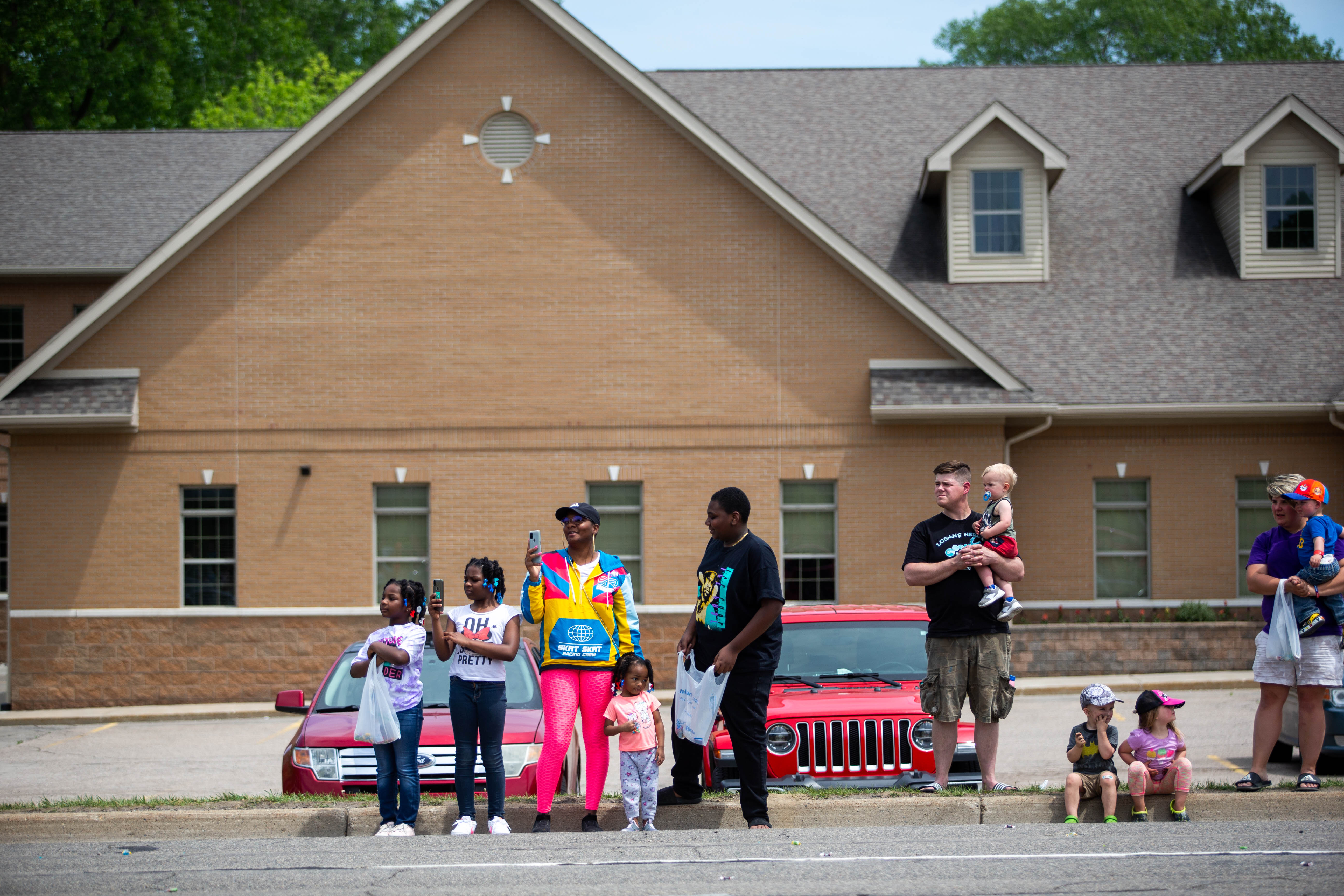 Burton Celebrates Memorial Day With Parade Down Center Road - Mlive.com