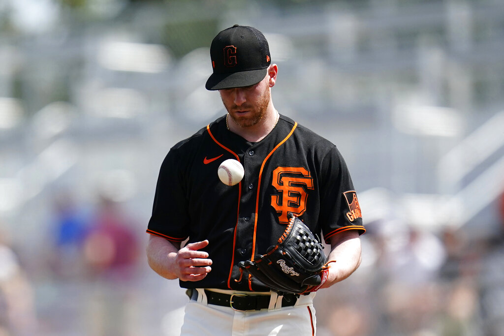 San Francisco Giants pitcher suffers MLB's strangest injury this