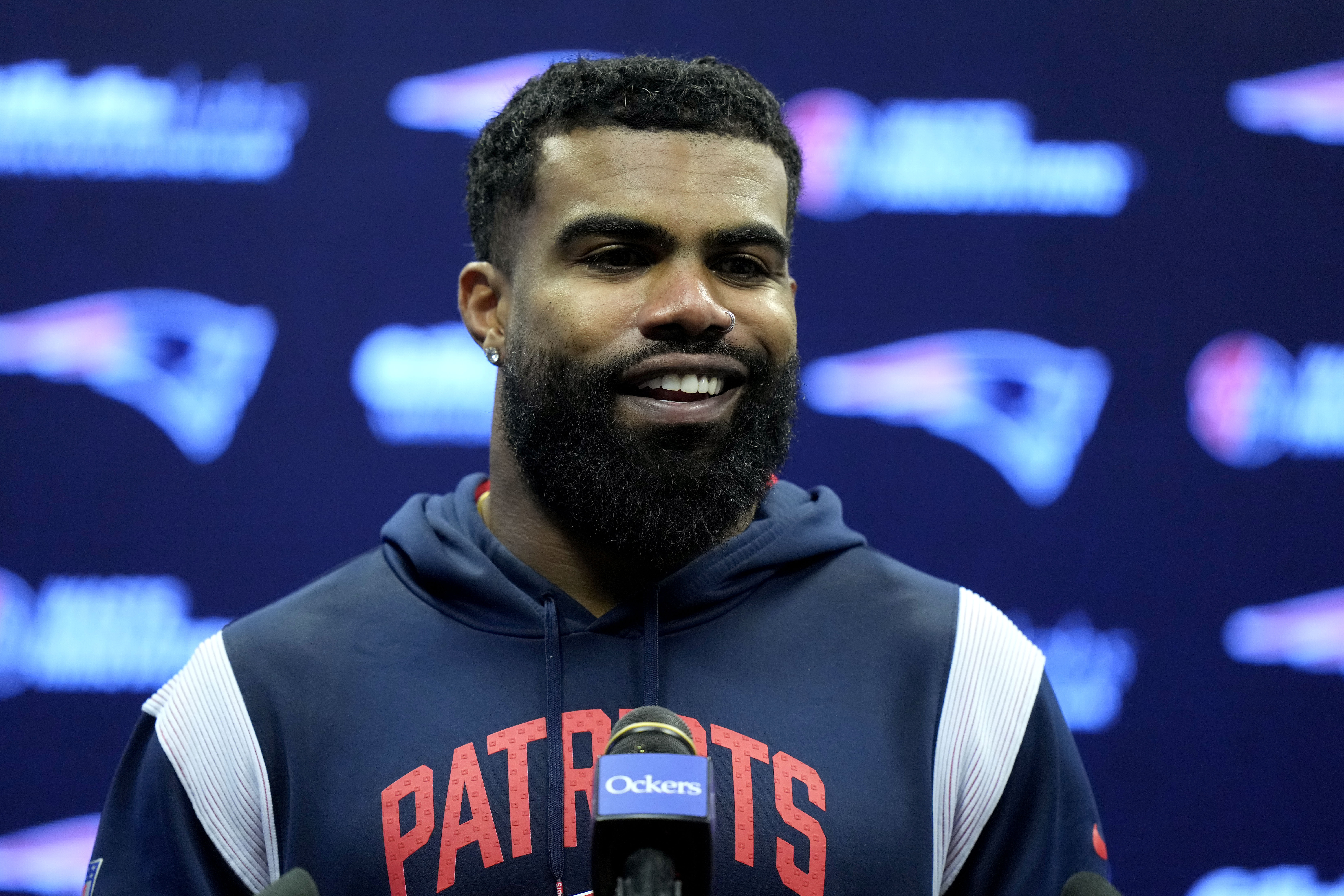 New England Patriots RB Ezekiel Elliott Returns To Face Dallas