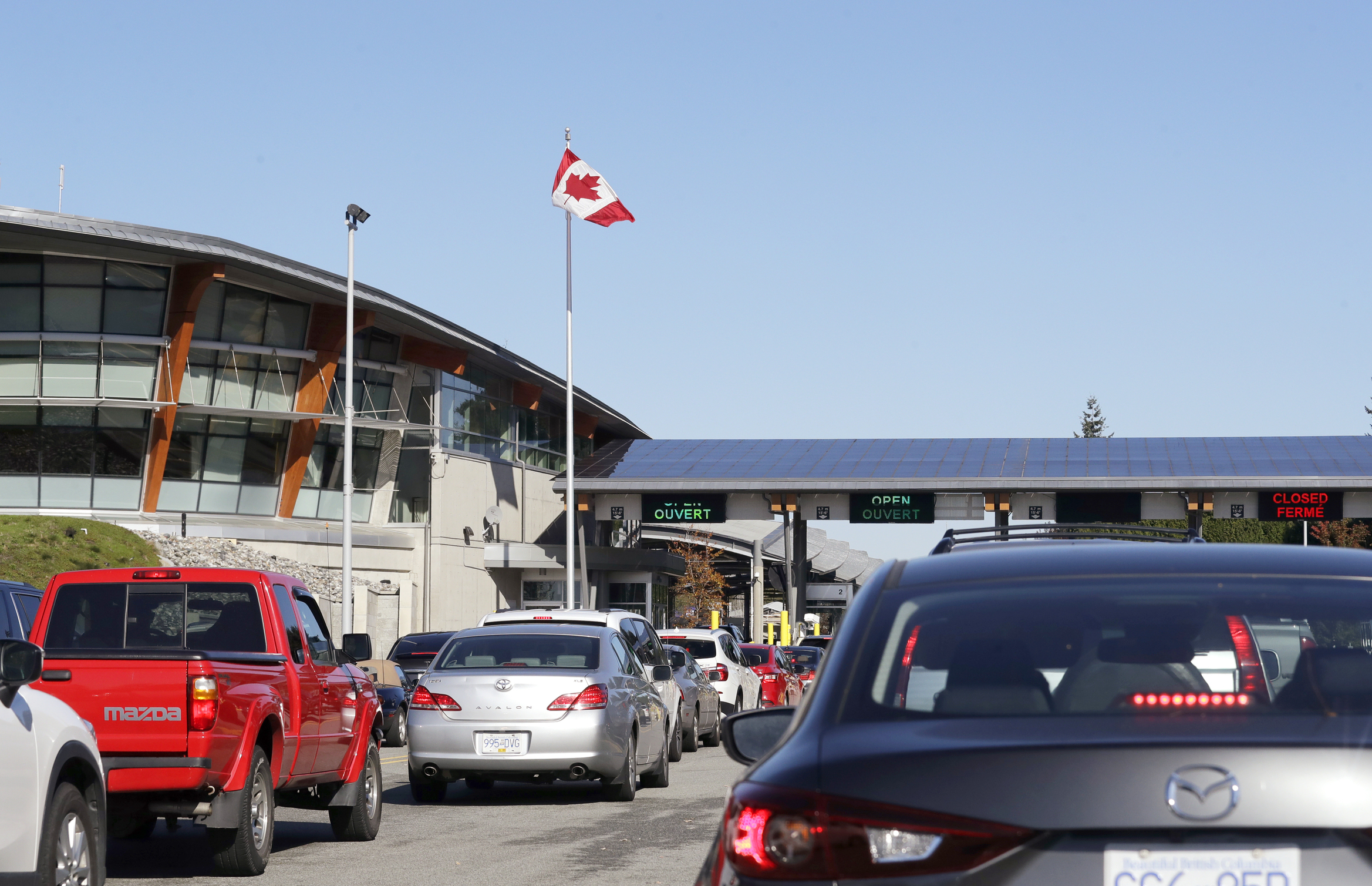 U.S.-Canada border will remain closed until COVID-19 cases ...